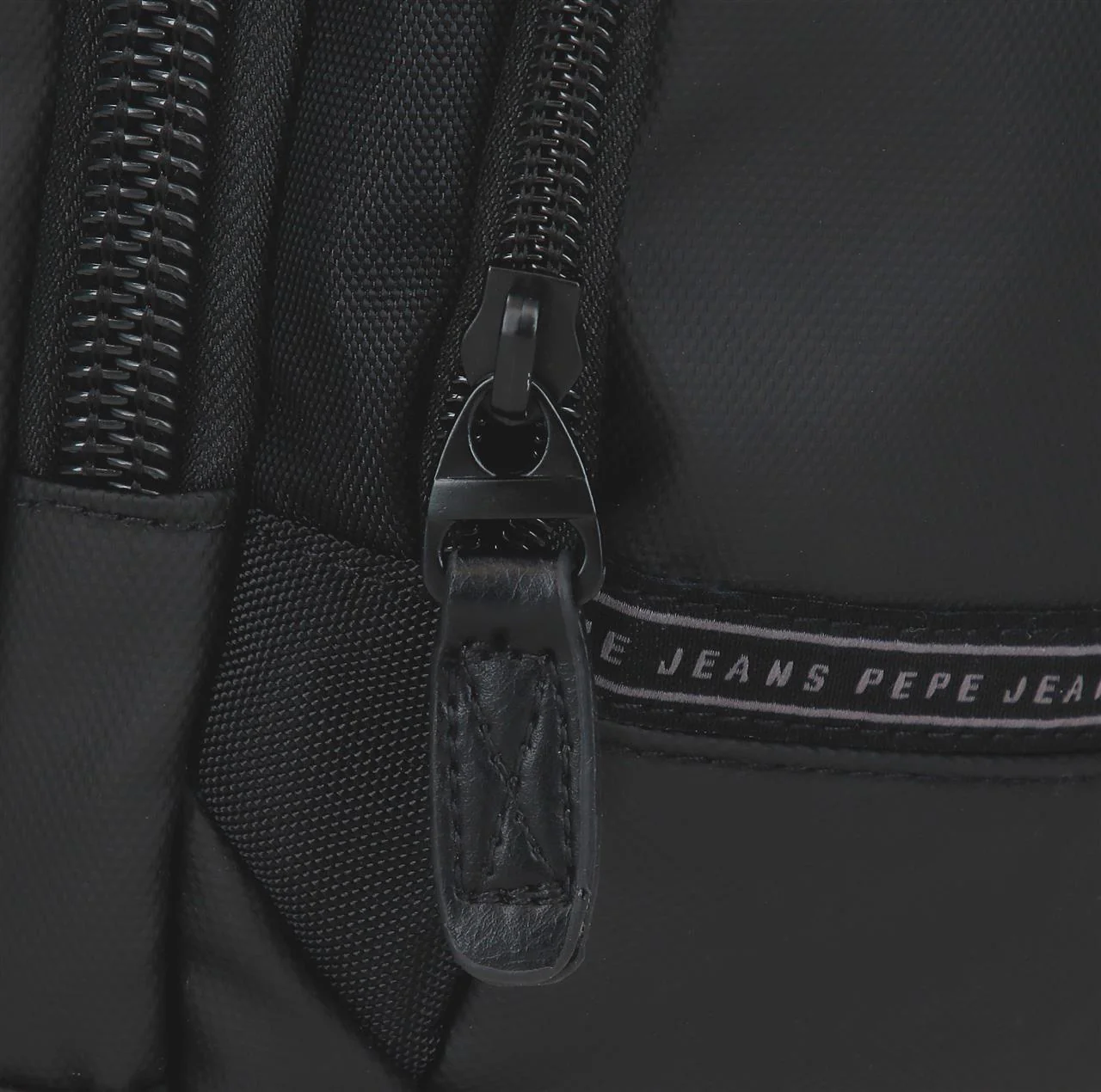 7042344 MOCHILA ADAP. PORTAORD.2C.PJL STRATFORD NEGRO - Image 8