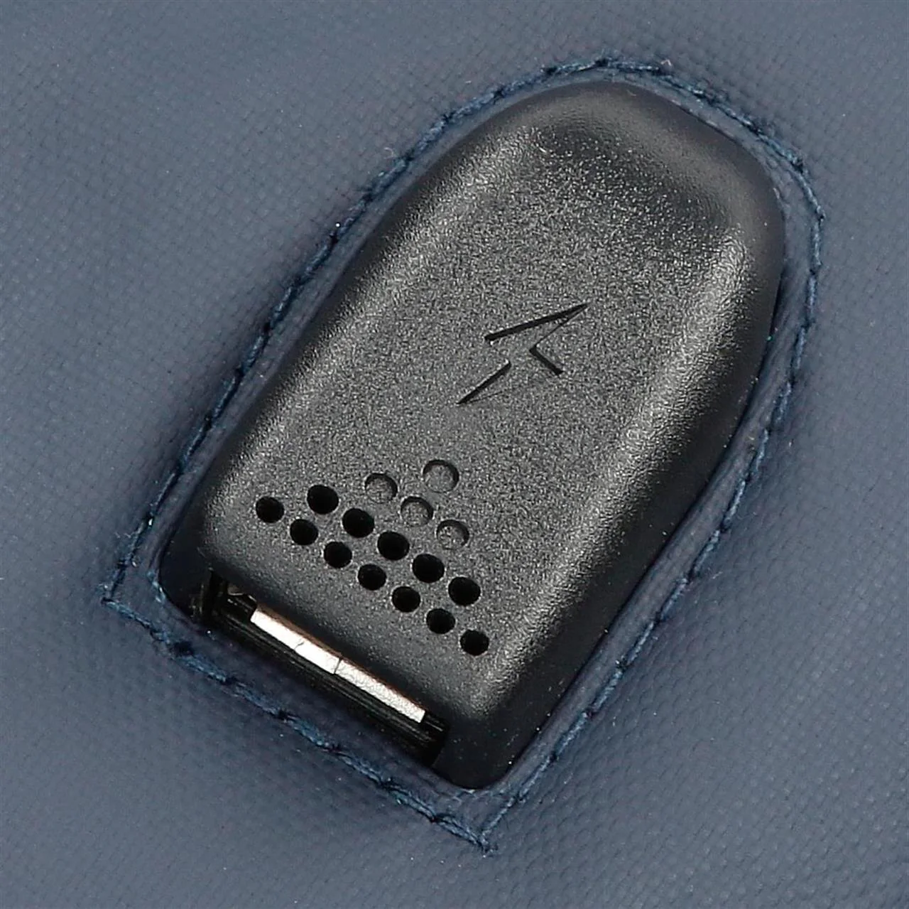 7342532 MOCHILA/MALETA ADAP. PORTAORD. Y TABLET PJL HOXTON M - Image 11
