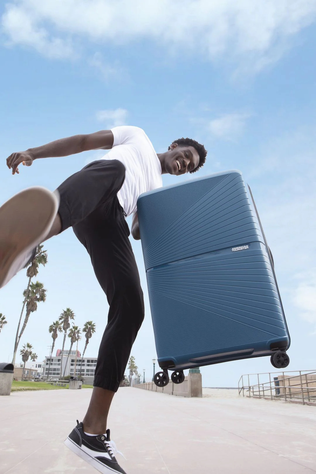 Airconic de American Tourister Spinner Talla Grande 77cm - Image 40