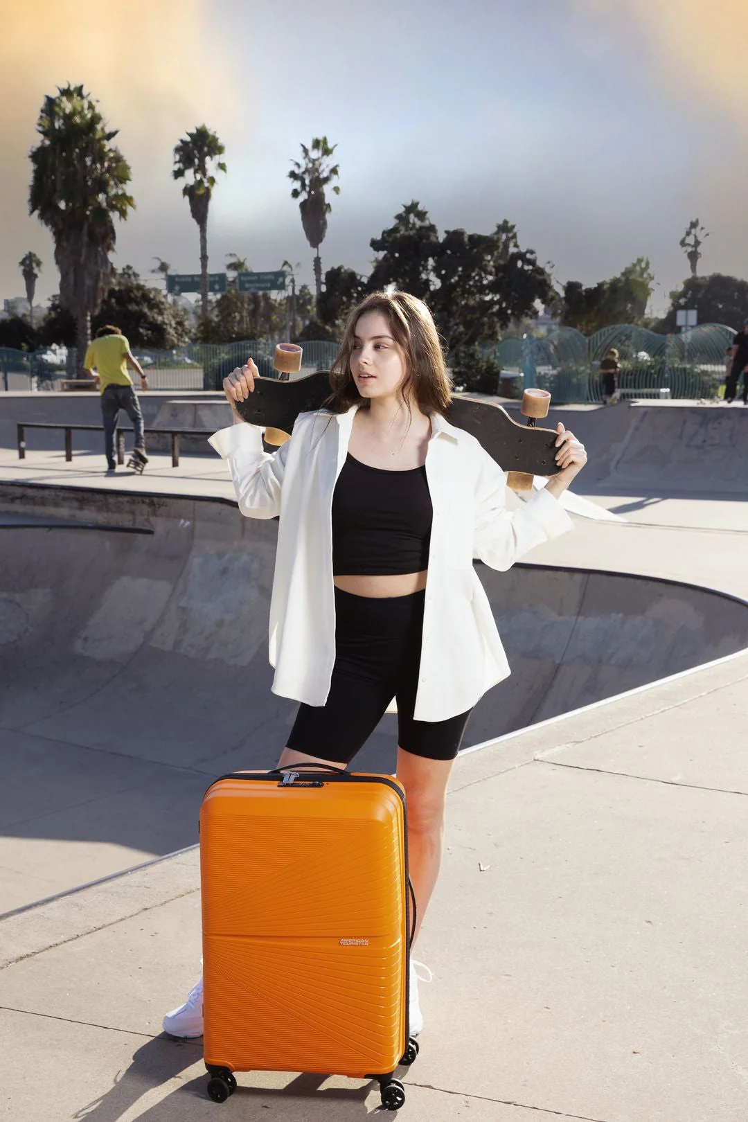 Airconic de American Tourister  Spinner Talla Mediana - Image 44