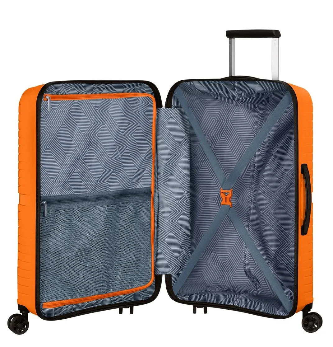 Airconic de American Tourister  Spinner Talla Mediana - Image 48