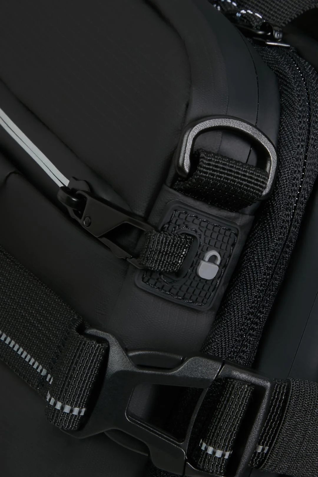AMERICAN TOURISTER BOLSA DE VIAJE 3 WAY UPVENTURE - Image 10