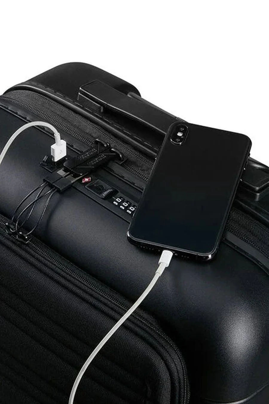 American Tourister  EXTENSIBLE SMART CON BOLSILLO PARA PC- NOVASTREAM 55cm - Image 9