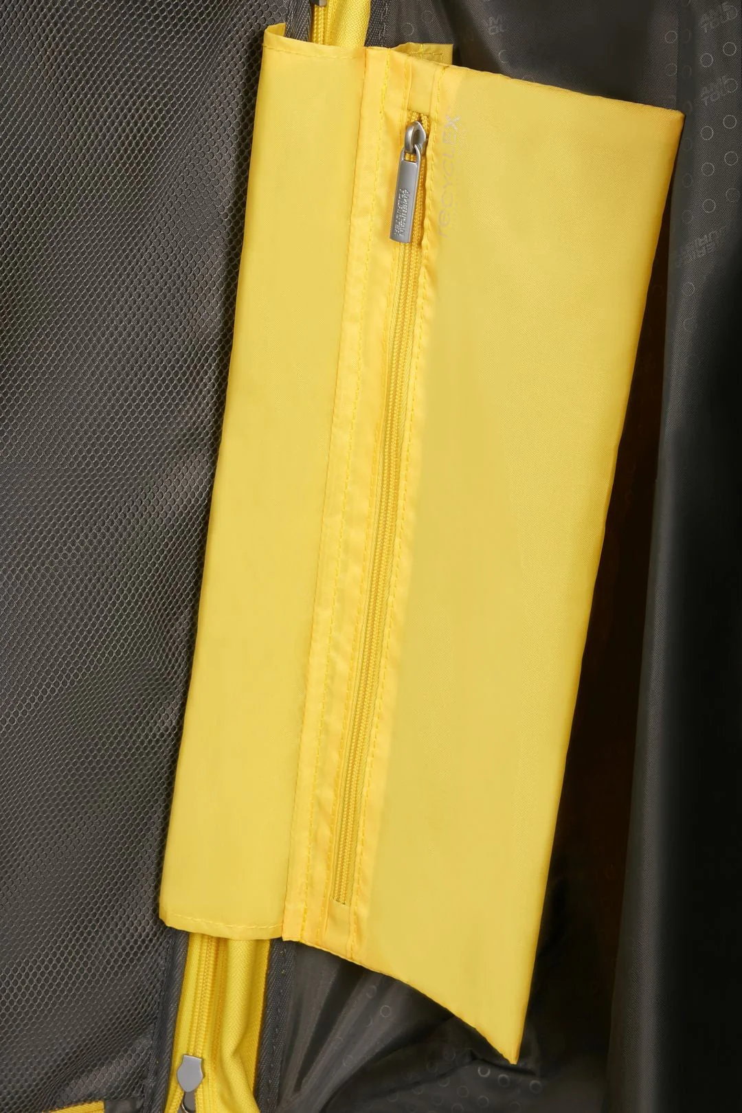 AMERICAN TOURISTER MALETA GRANDE EXTENSIBLE STARVIBE 77cm - Image 52