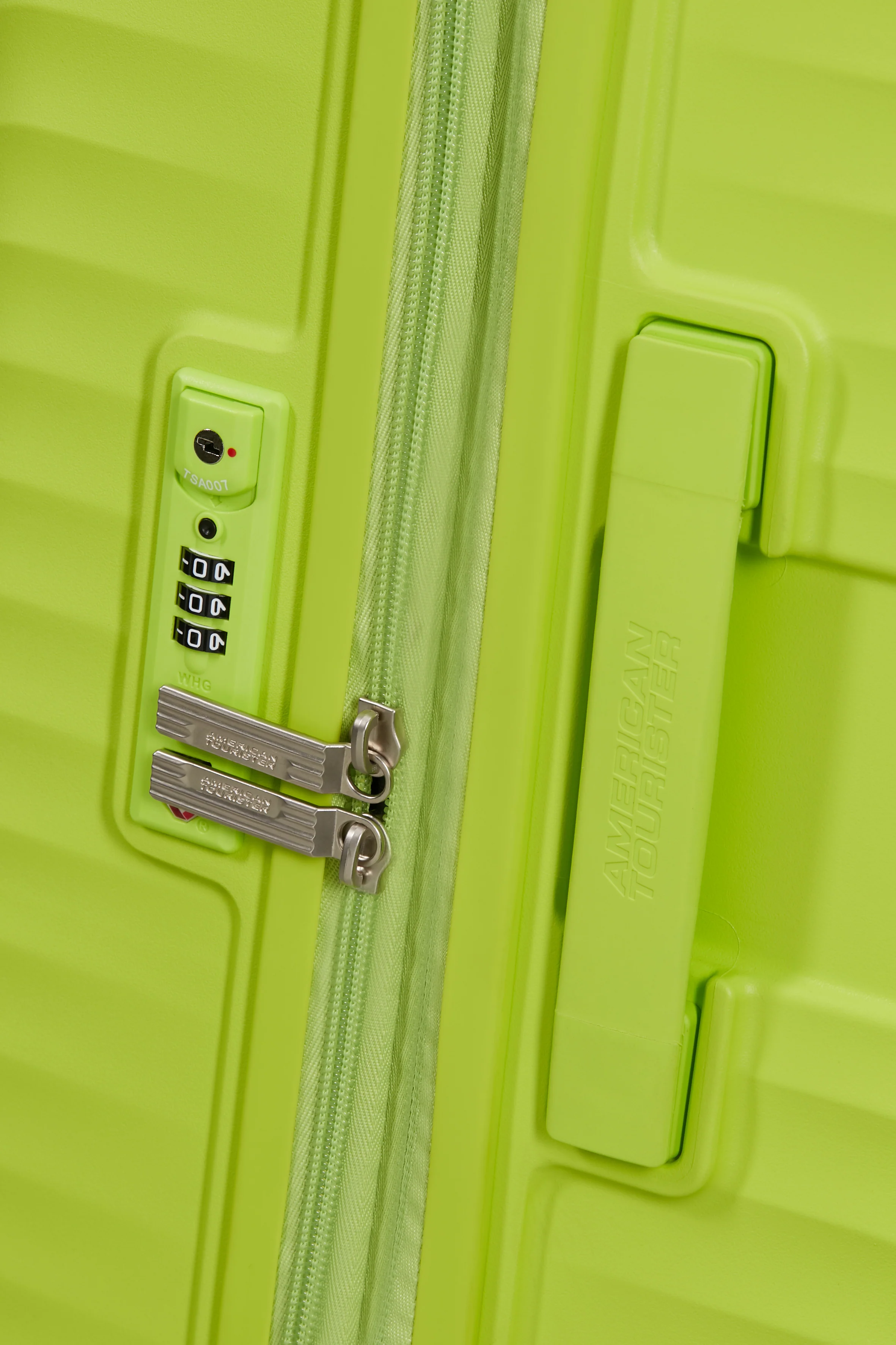 AMERICAN TOURISTER maleta mediana 68cm extensible DIABLAST - Image 80