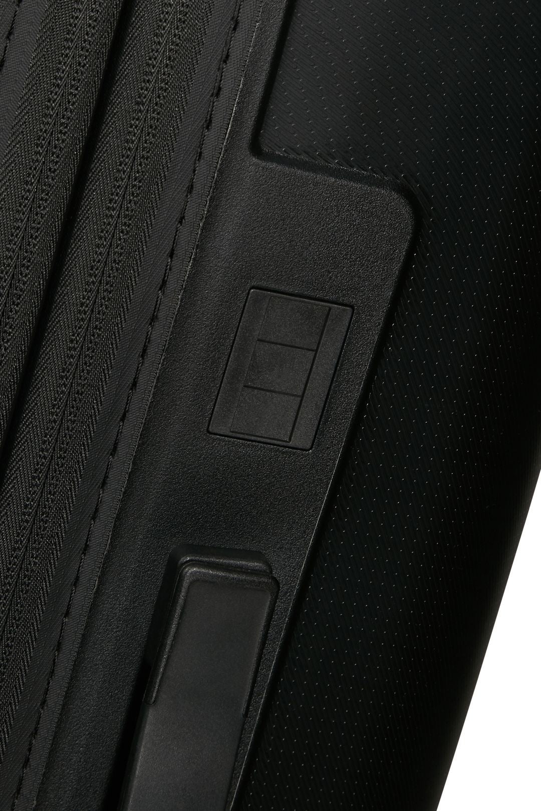 AMERICAN TOURISTER MALETA MEDIANA EXTENSIBLE DASHPOP 67CM - Image 29