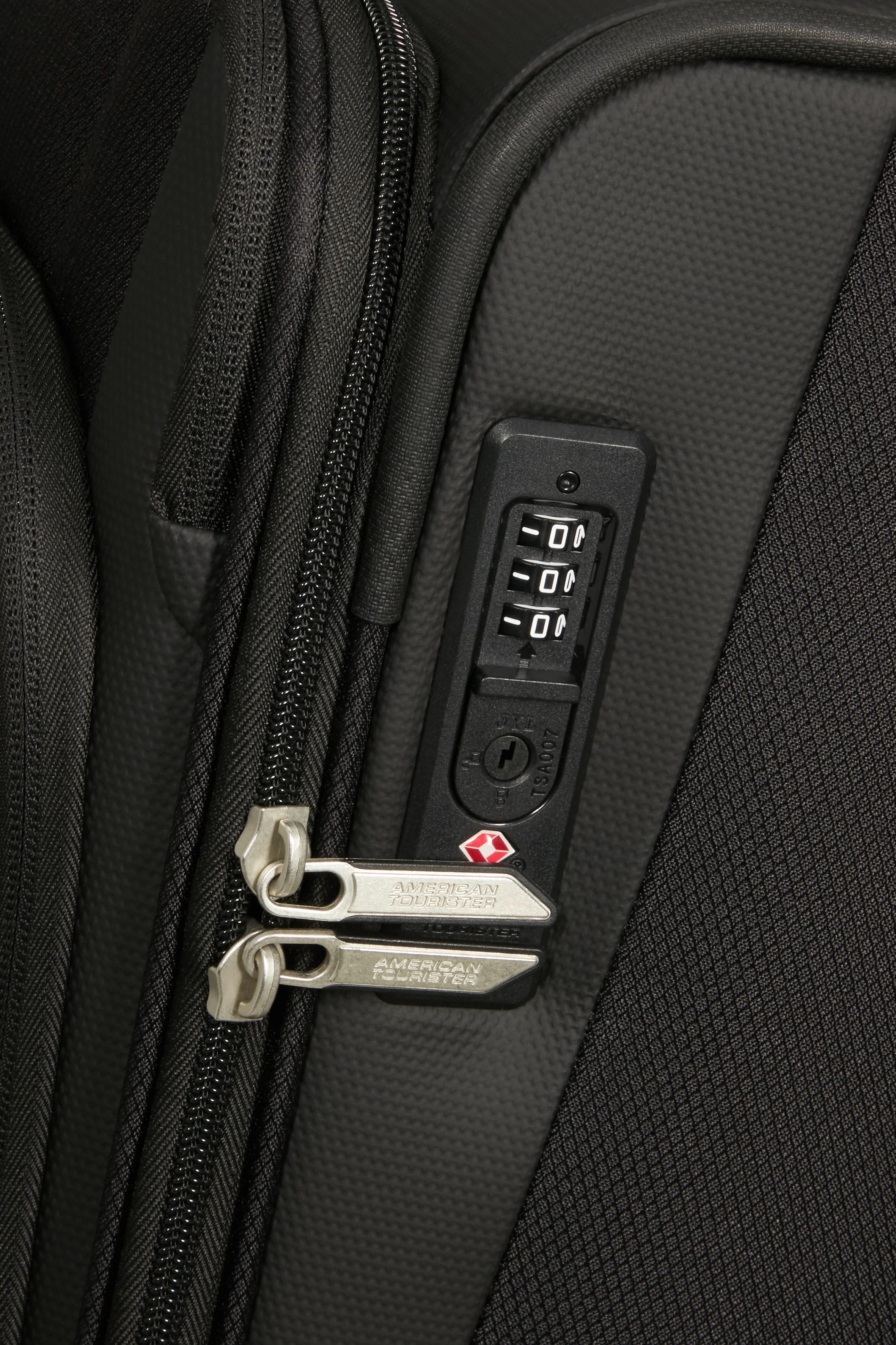AMERICAN TOURISTER maleta Upright 2 ruedas WANDERLITE - Image 6