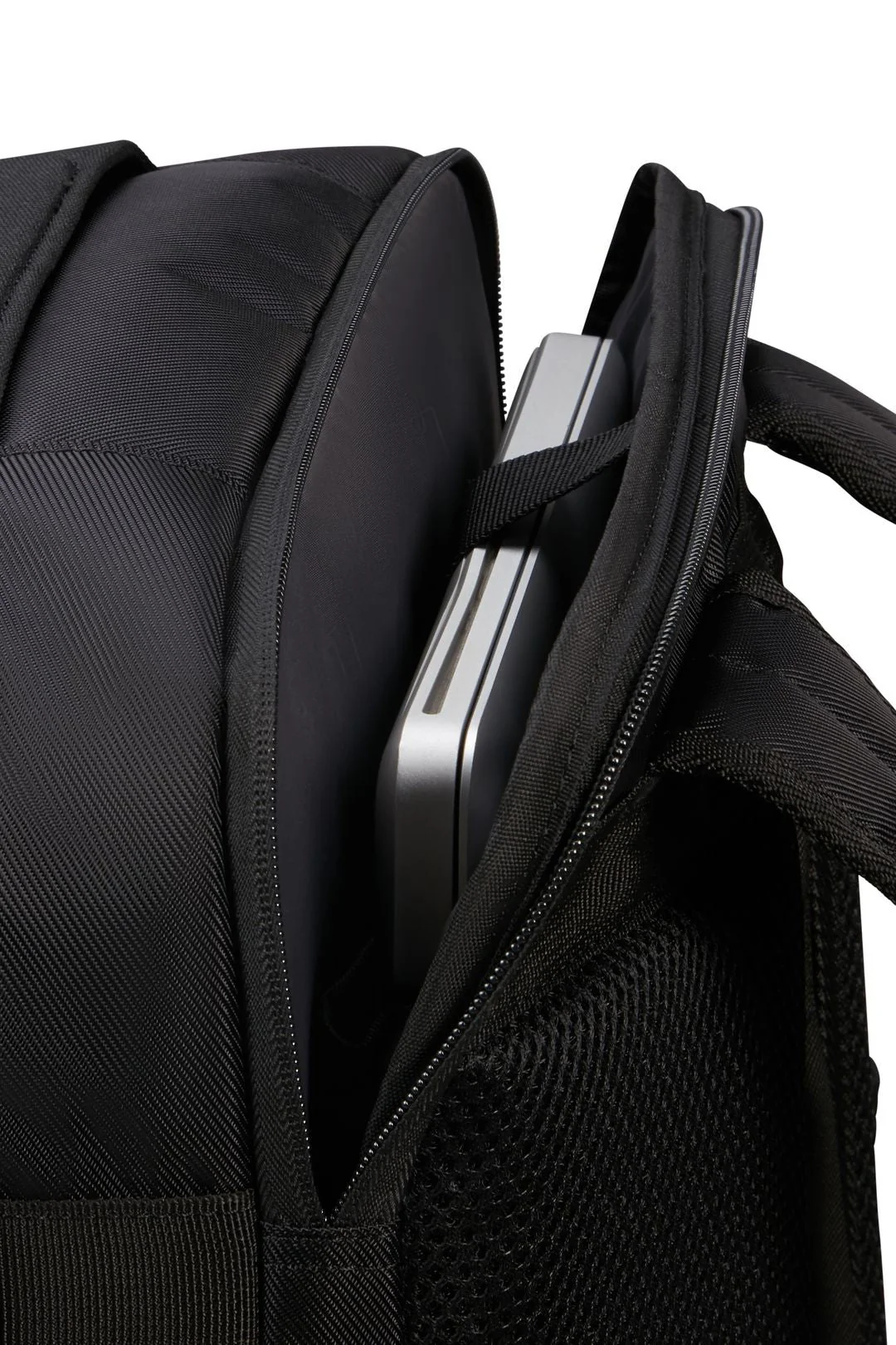 AMERICAN TOURISTER MOCHILA DE VIAJE 15.6” URBAN TRACK - Image 4