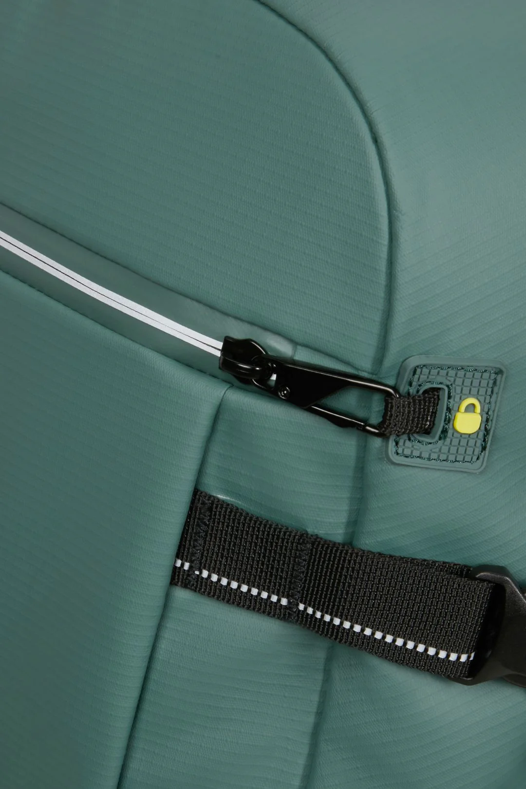 AMERICAN TOURISTER MOCHILA PORTATIL 17.3” UPVENTURE - Image 4