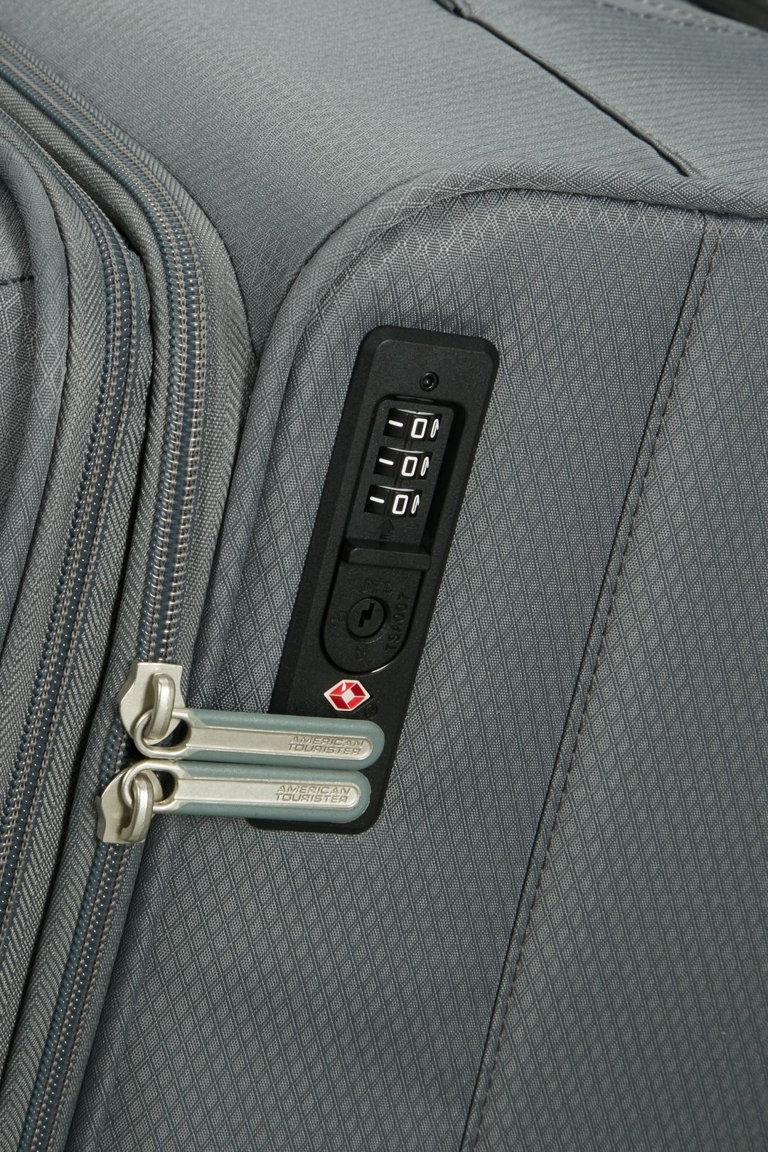 AMERICAN TOURISTER TROLLEY DE CABINA EXTENSIBLE AEROSPIN 55CM - Image 34