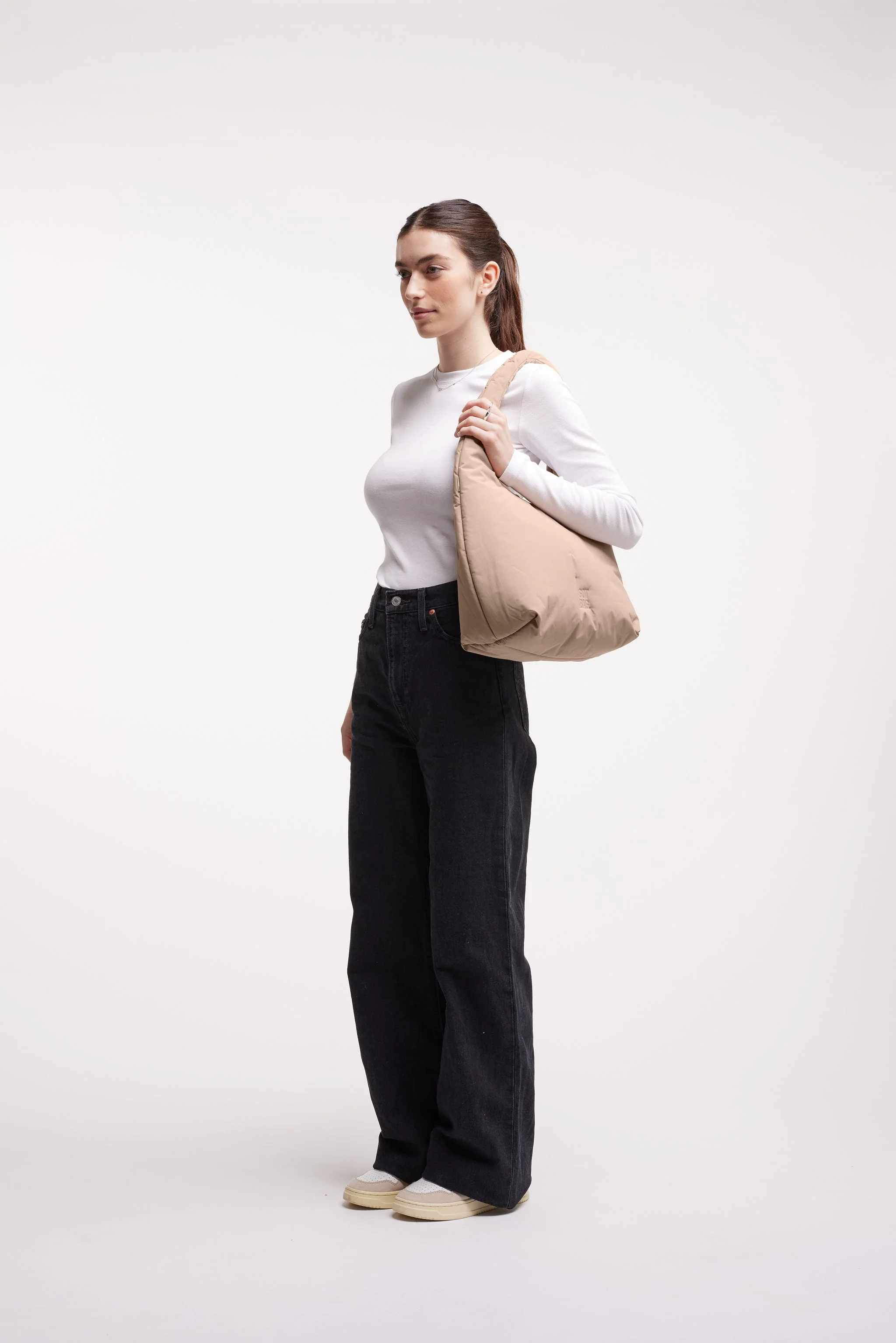 GOT BAG CLOUD SHOULDER BAG MONOCHROME - Image 13