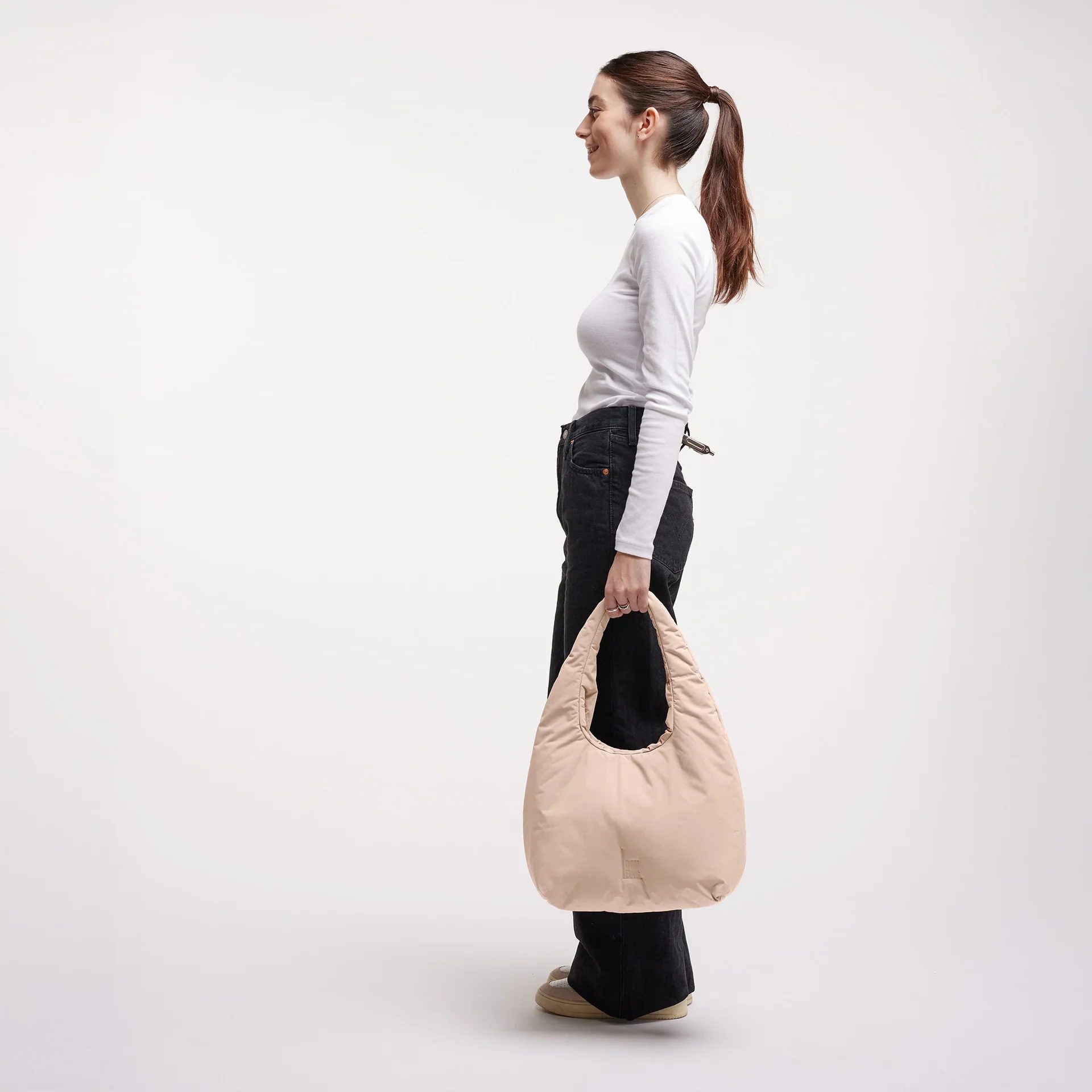 GOT BAG CLOUD SHOULDER BAG MONOCHROME - Image 35