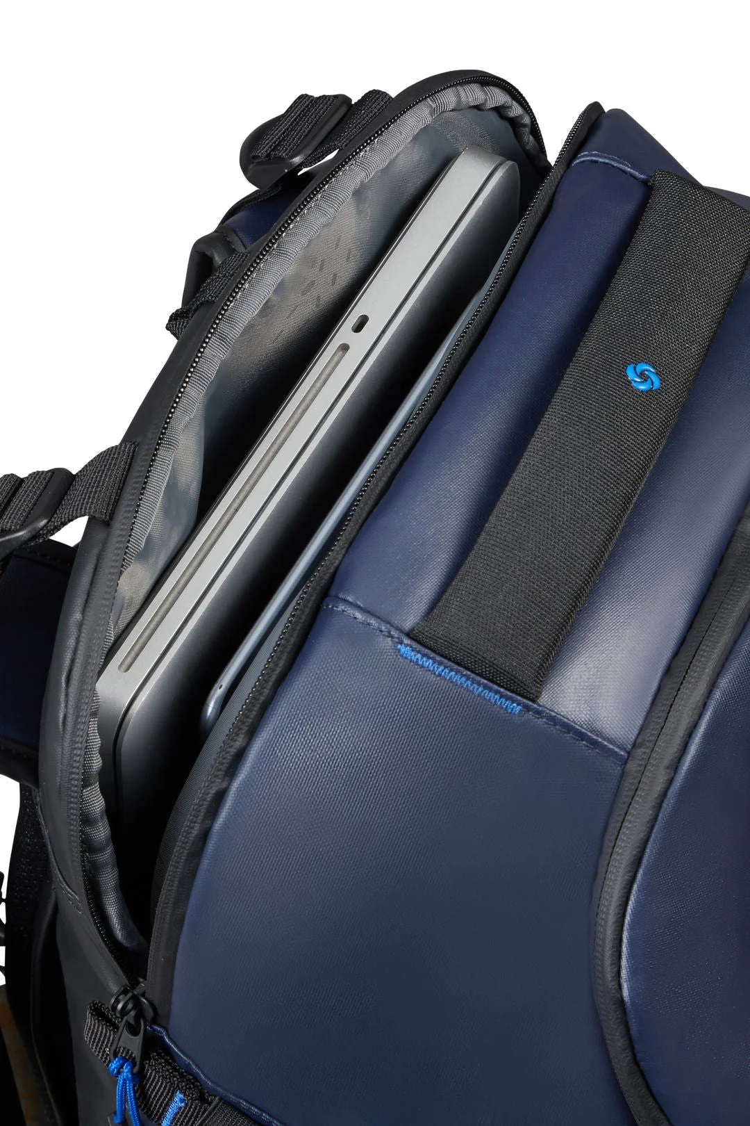 Equipaje sin Ruedas ECODIVER M 55L - Image 23
