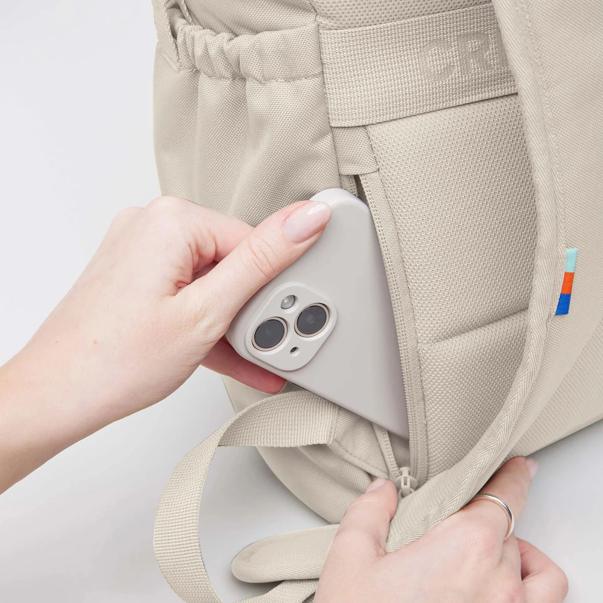 GOT BAG MOCHILA FLAP PACK - Image 10