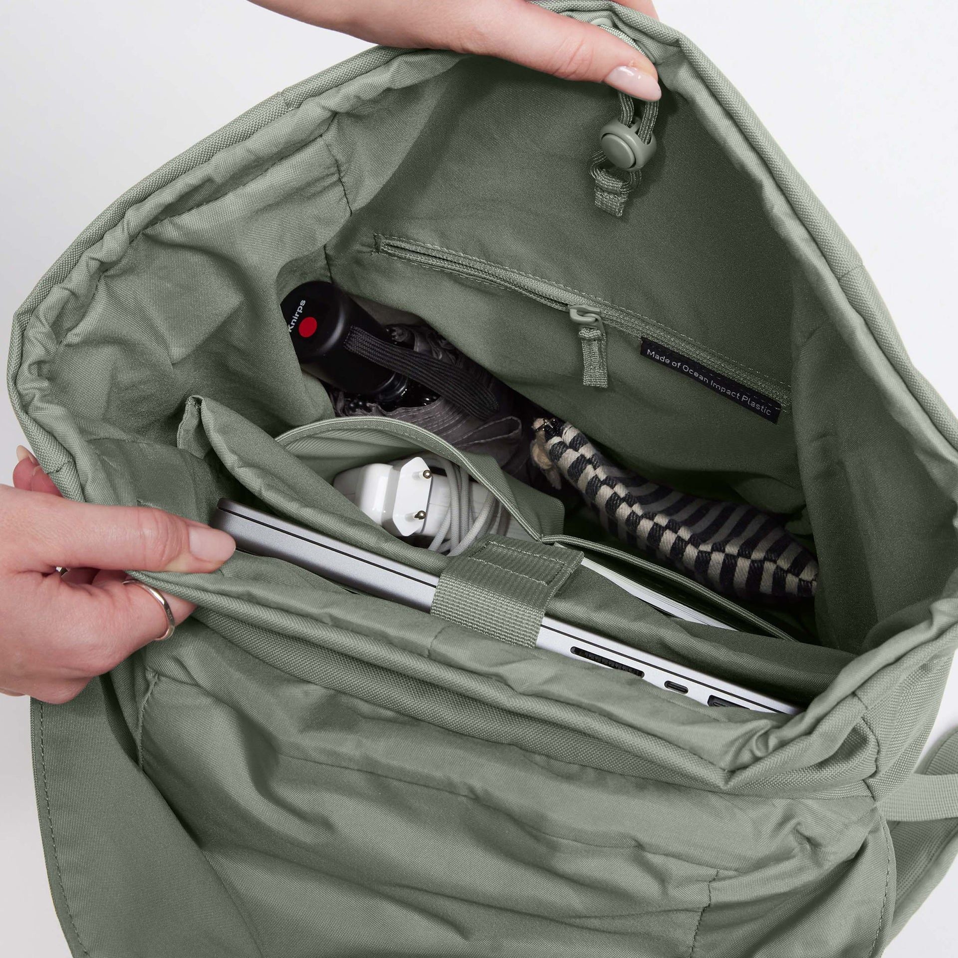 GOT BAG MOCHILA FLAP PACK - Image 35