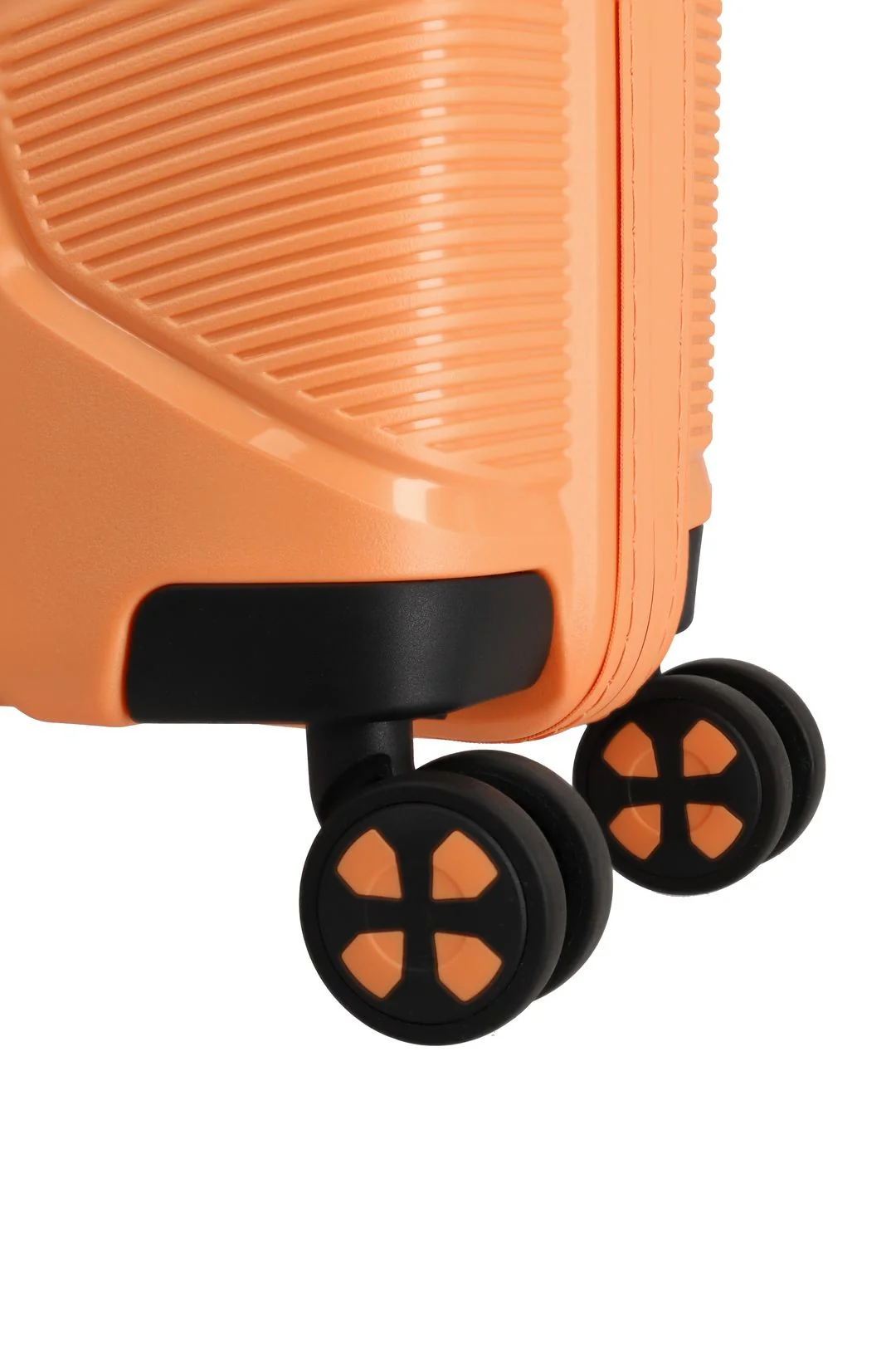 IP1 IMPACKT MALETA DE CABINA CON USB PORT 55CM - Image 102