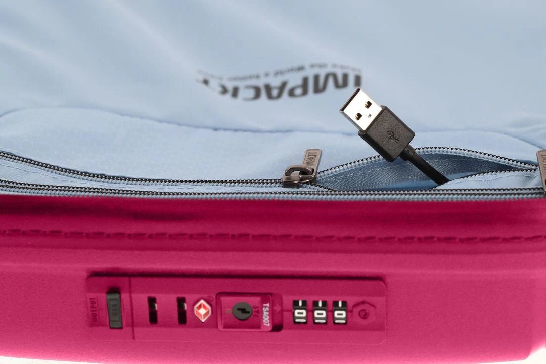 IP1 IMPACKT MALETA DE CABINA CON USB PORT 55CM - Image 20