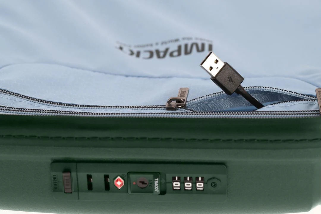 IP1 IMPACKT MALETA DE CABINA CON USB PORT 55CM - Image 80