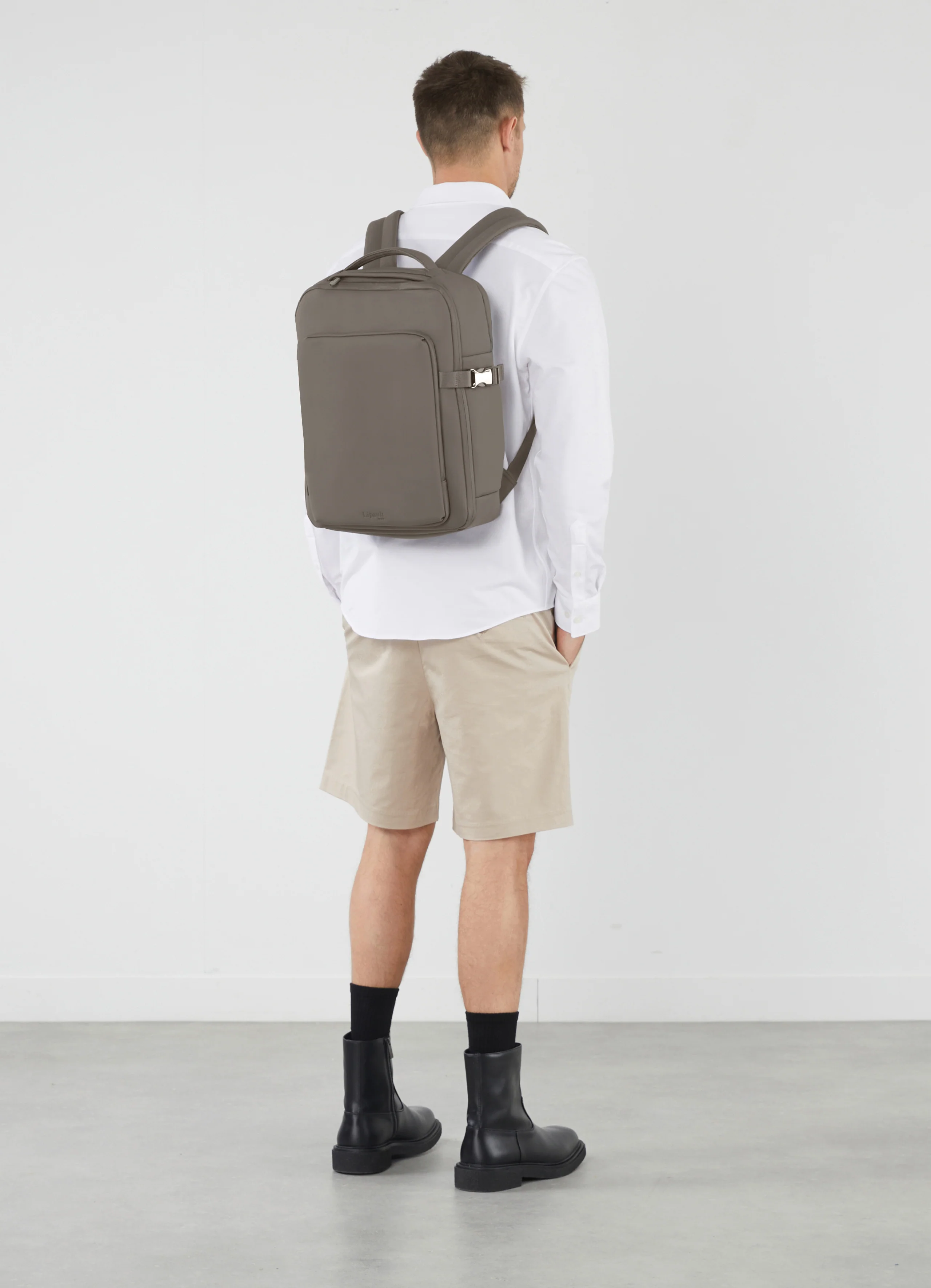 LIPAULT mochila pro 16" LOST IN BERLIN Ash stone - Image 10