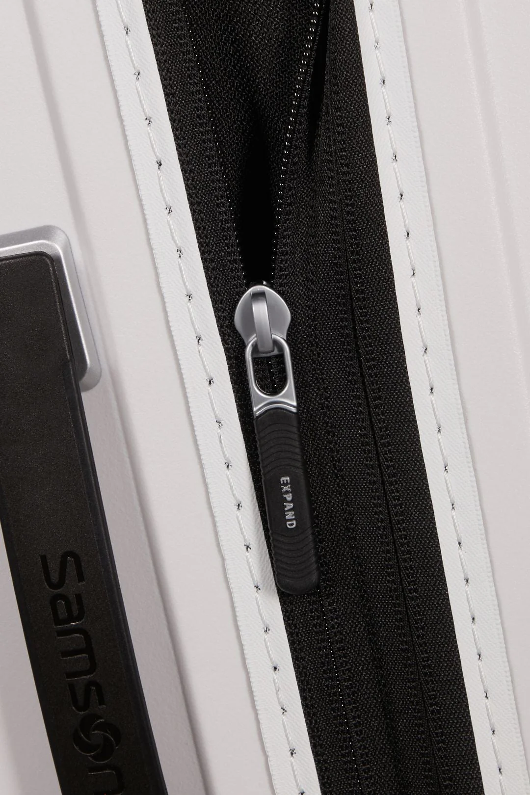 Maleta Grande Extensible UPSCAPE de SAMSONITE 75 cm - Image 203