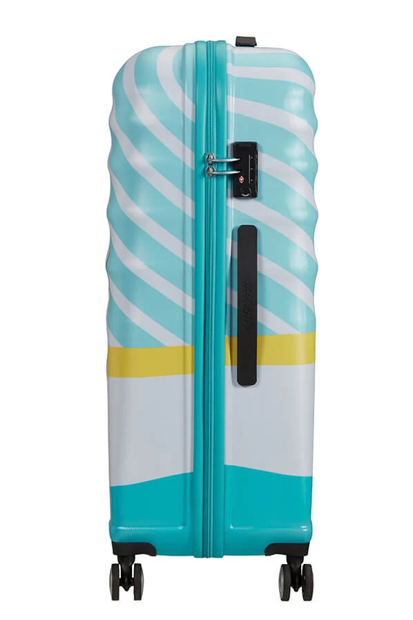 Maleta Grande Mickey Blue Kiss Wavebreaker - Image 7