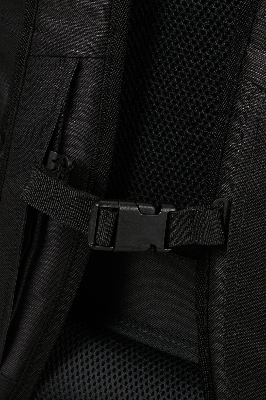 Mochila M de Viaje ROADER de Samsonite - Image 17