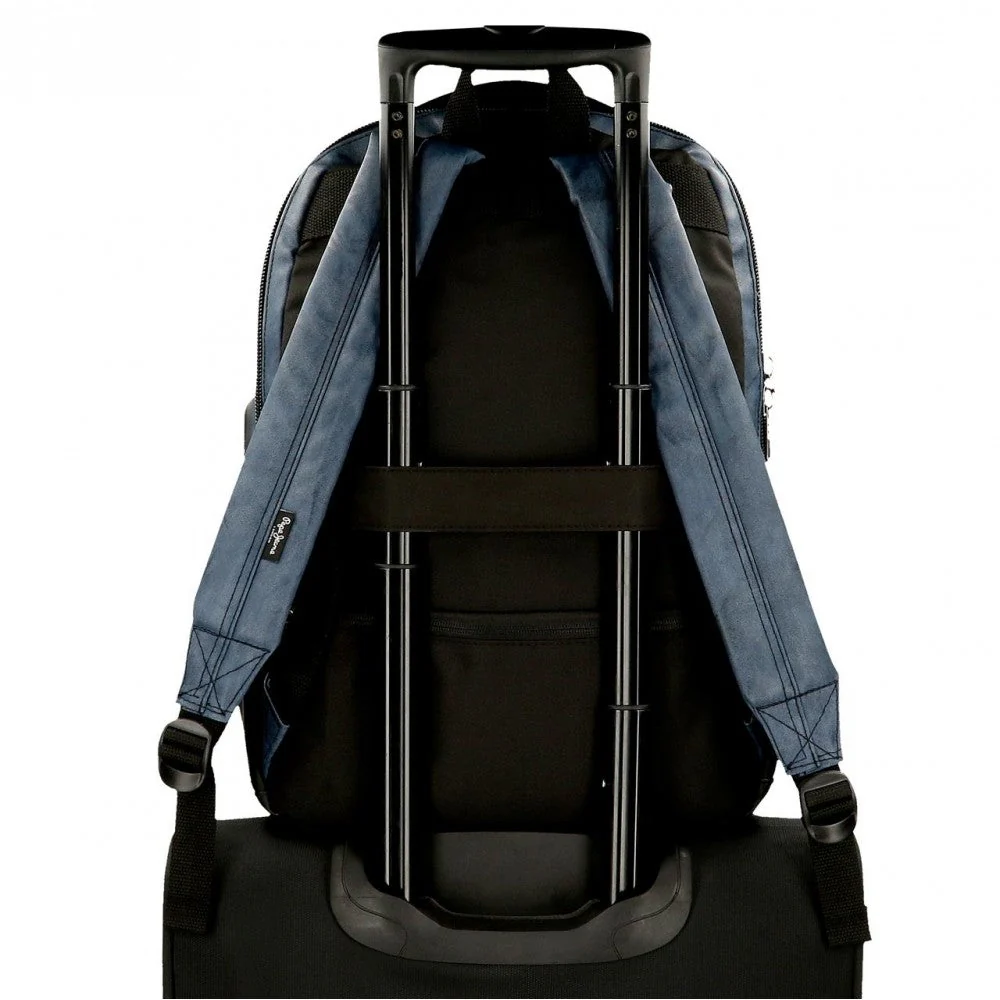Mochila para portátil 15,6´´ Pepe Jeans Ocean tres Compartimentos - Image 9