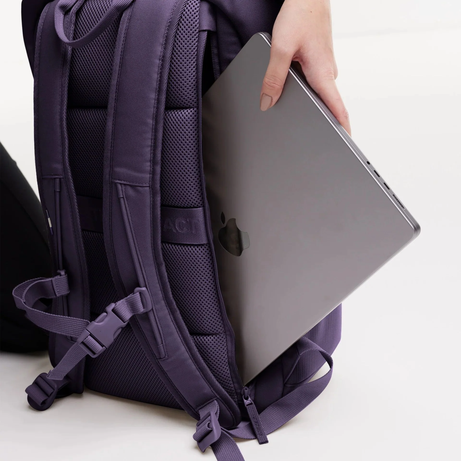 GOT BAG MOCHILA PRO PACK MONOCHROME - Image 12