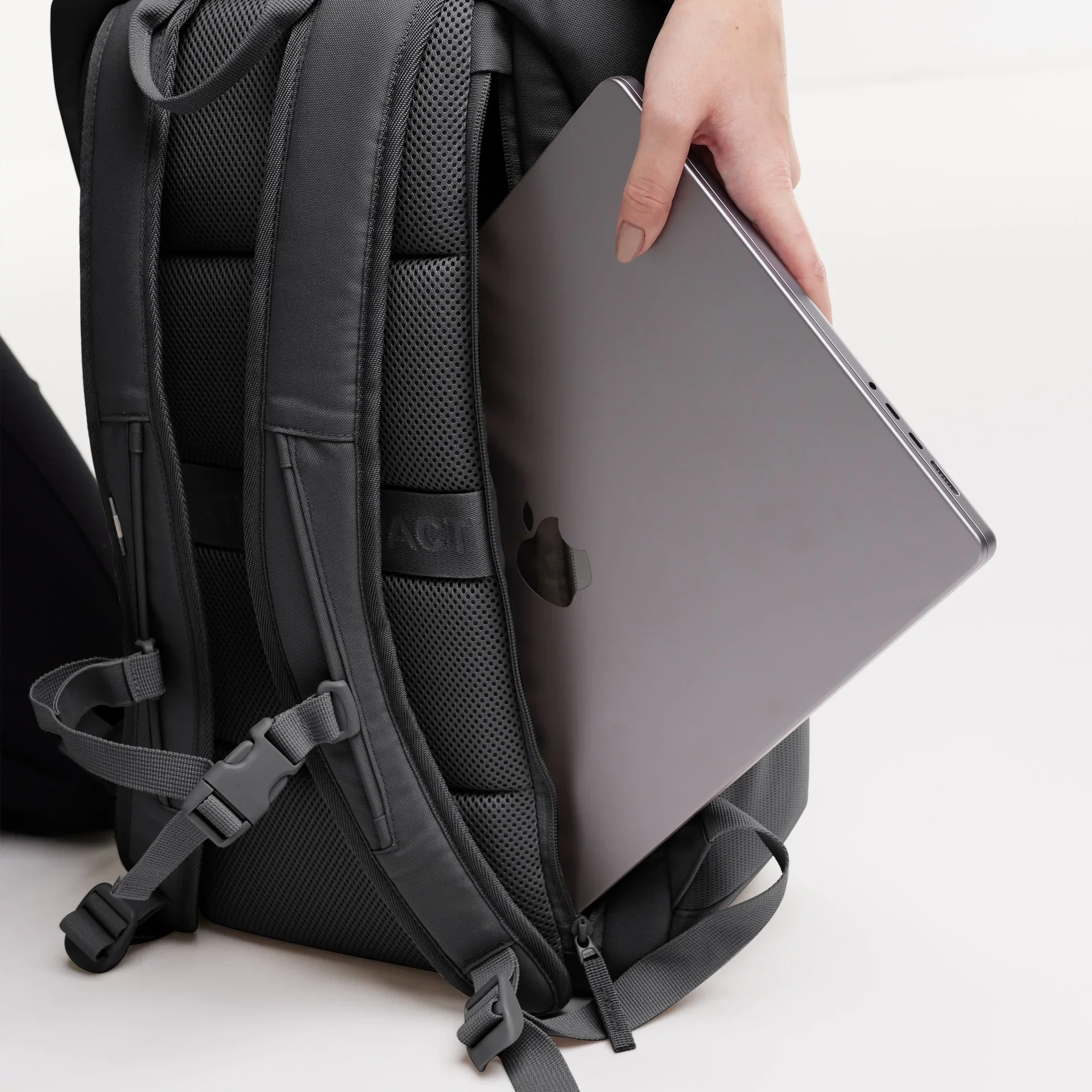 GOT BAG MOCHILA PRO PACK MONOCHROME - Image 85