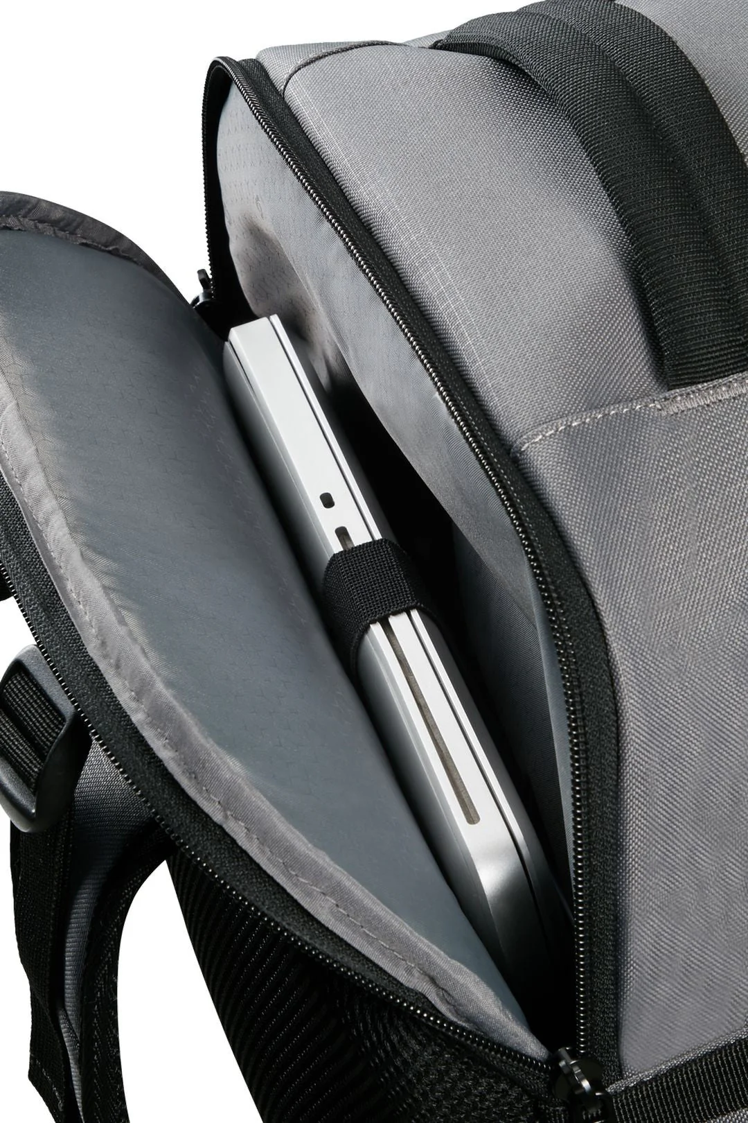 Mochila S de Viaje ROADER 17.3" de Samsonite - Image 18