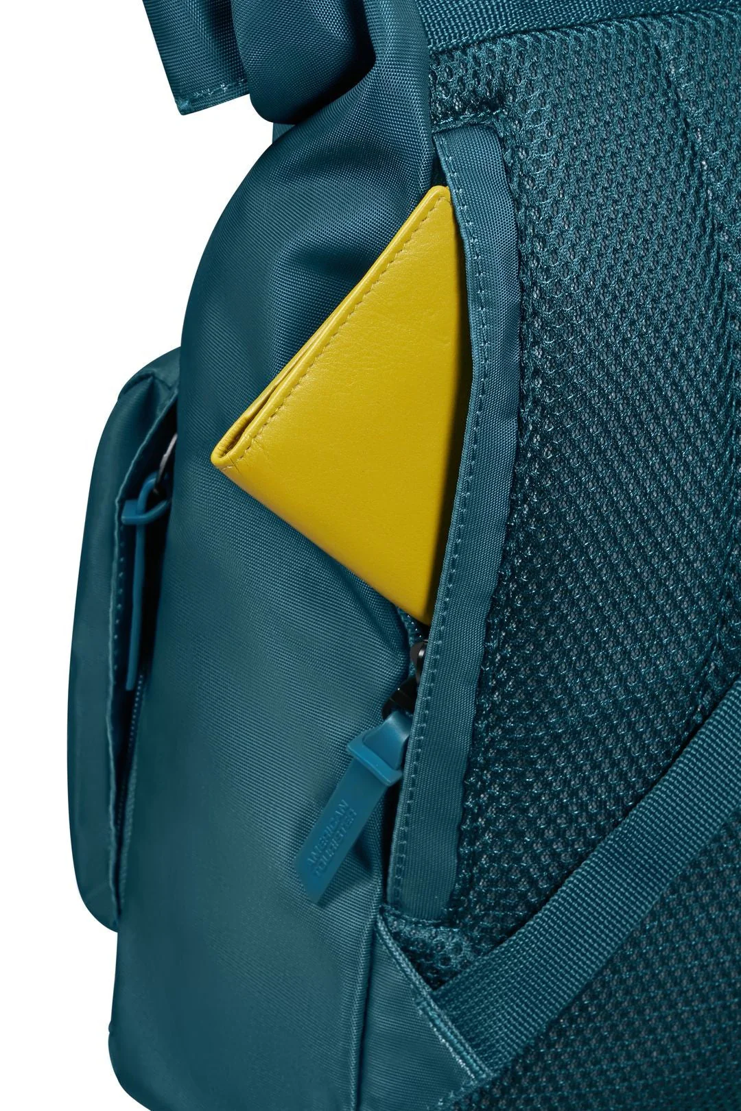 Mochila Urban Groove AMERICAN TOURISTER 17L UG16 - Image 15