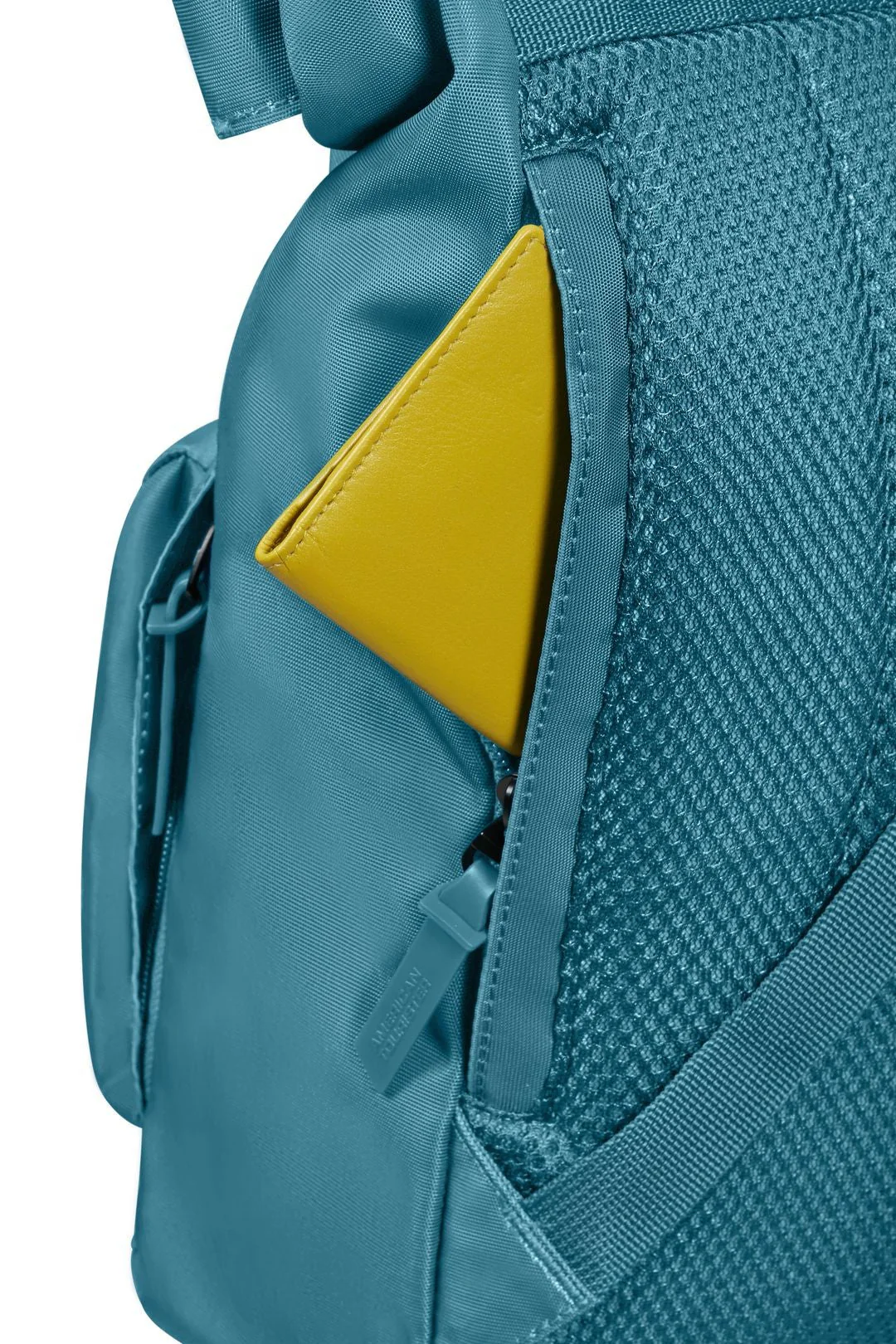 Mochila Urban Groove AMERICAN TOURISTER 17L UG16 - Image 75