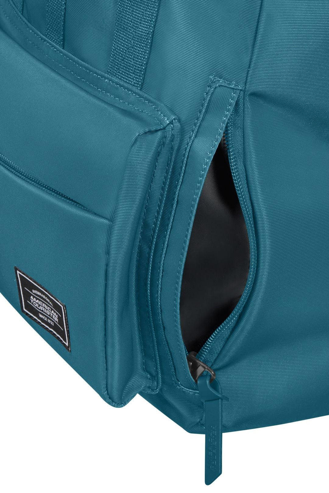 Mochila Urban Groove AMERICAN TOURISTER 17L UG16 - Image 76