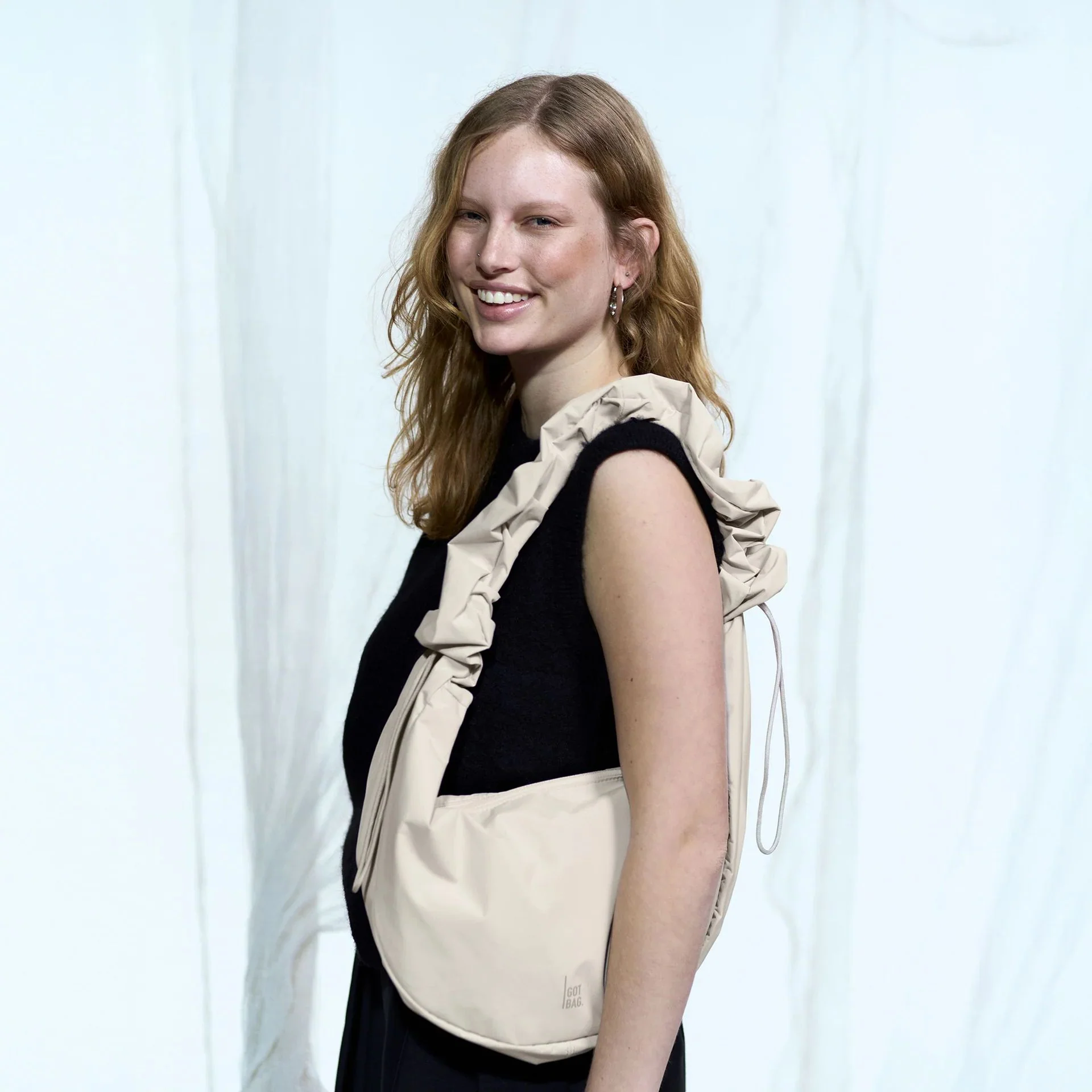 GOT BAG MOON BAG RUFFLE MONOCHROME - Image 12