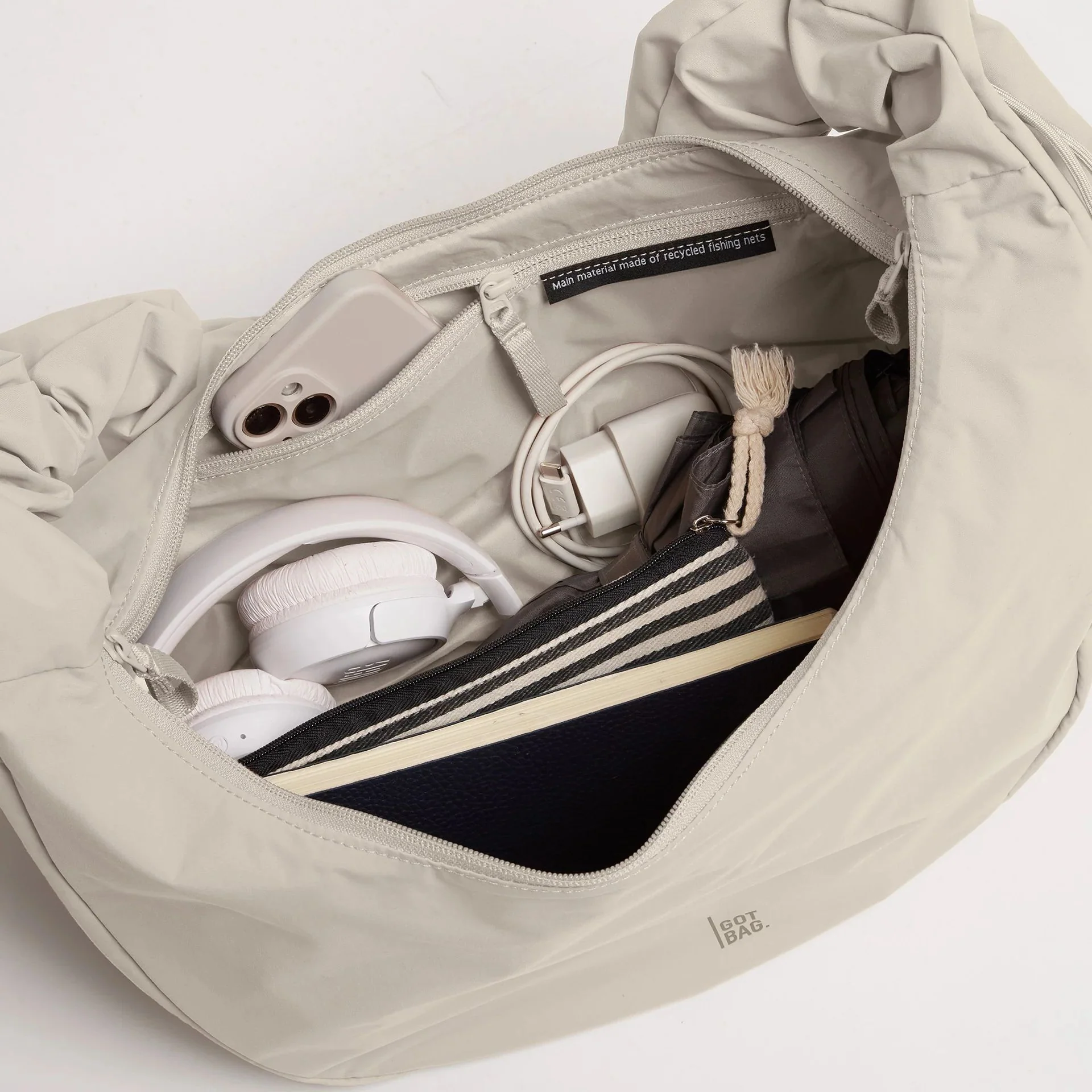 GOT BAG MOON BAG RUFFLE MONOCHROME - Image 14