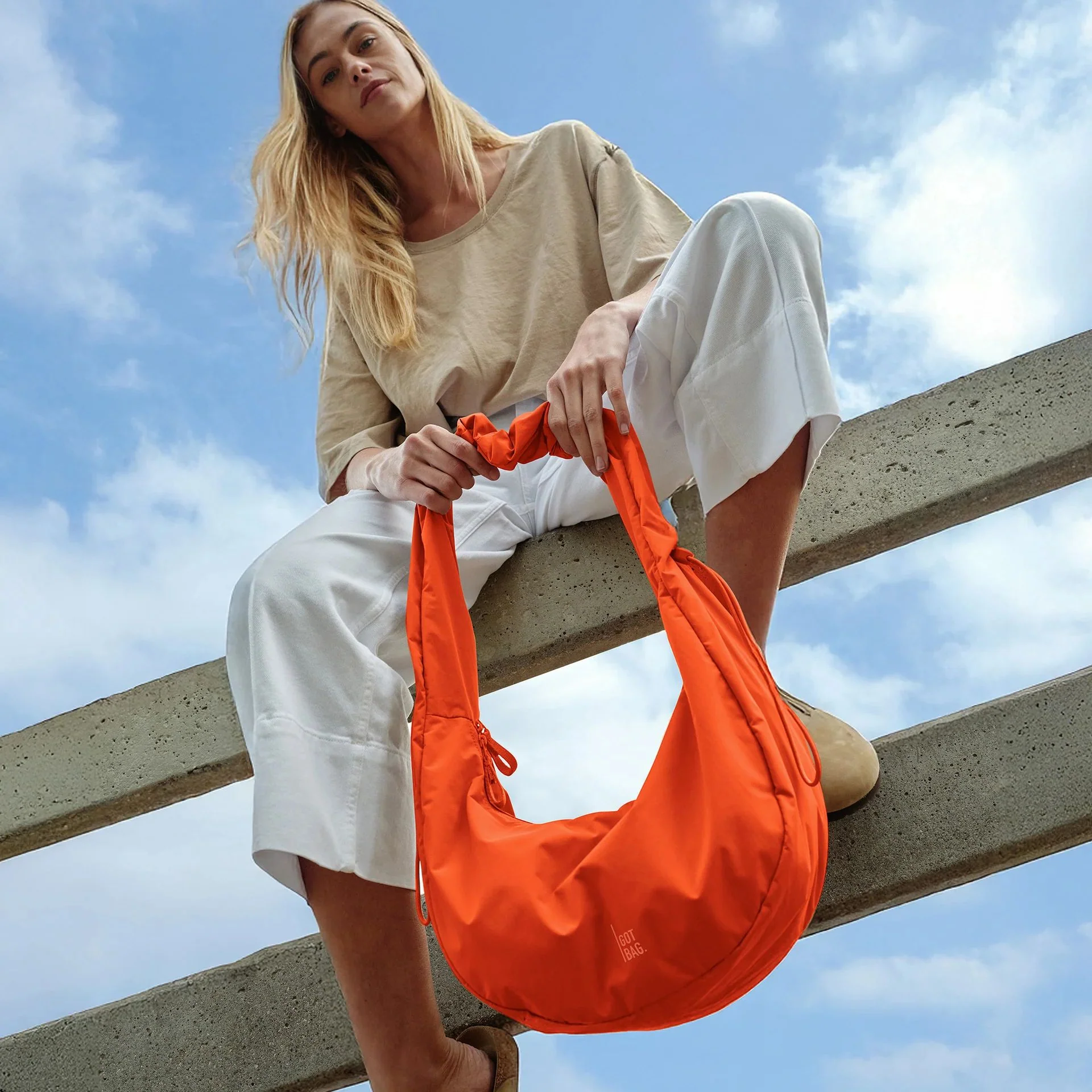 GOT BAG MOON BAG RUFFLE MONOCHROME - Image 21