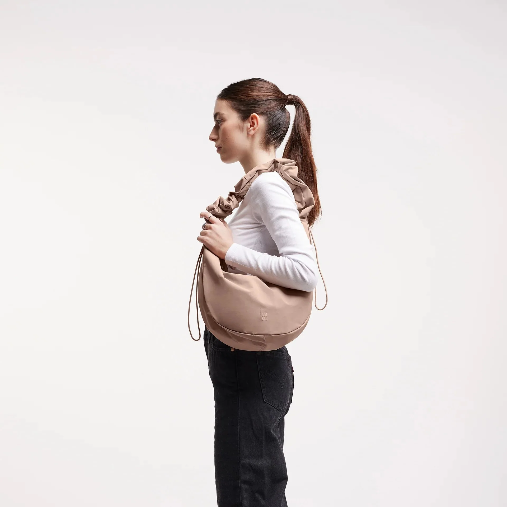 GOT BAG MOON BAG RUFFLE MONOCHROME - Image 38