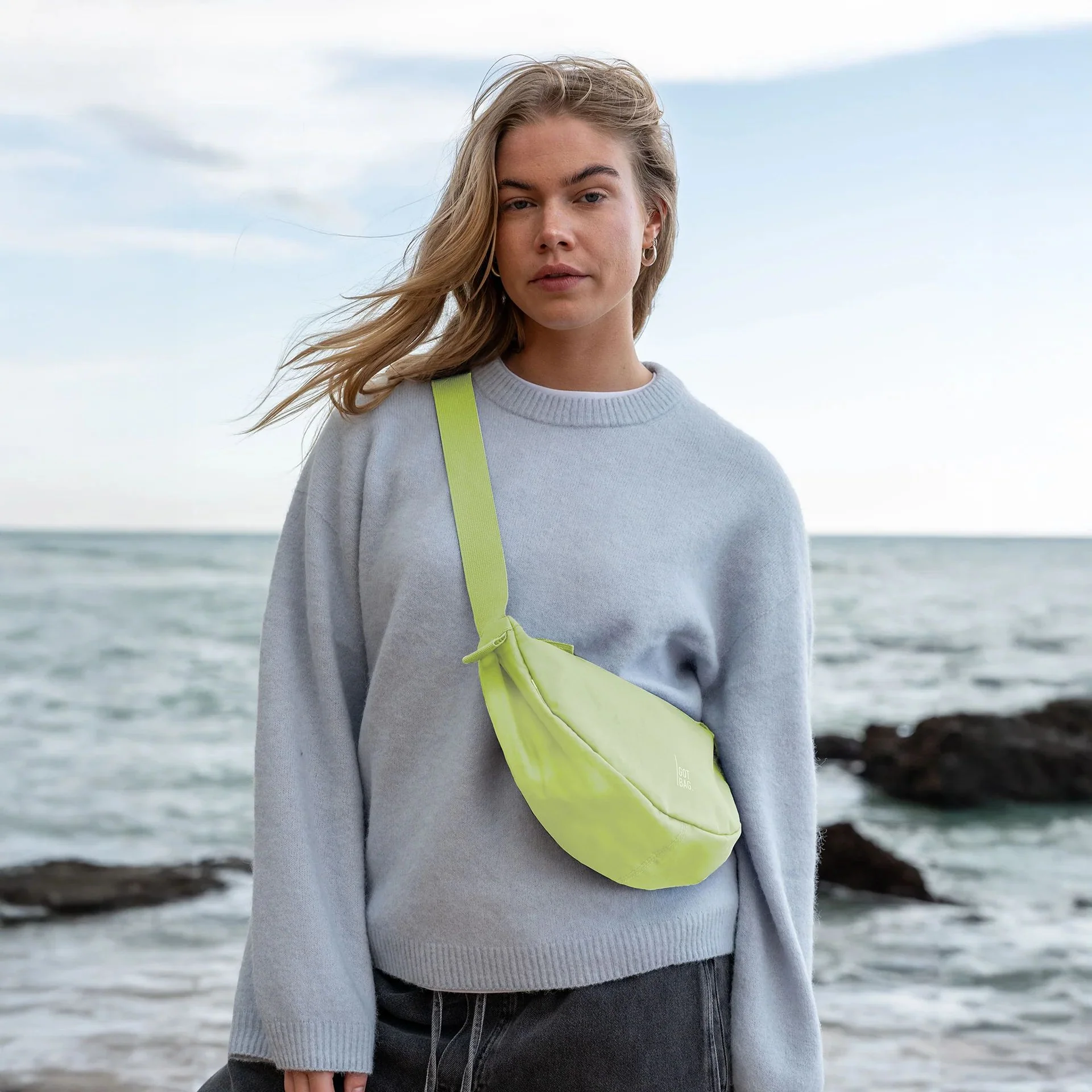GOT BAG MOON BAG SMALL MONOCHROME - Image 9