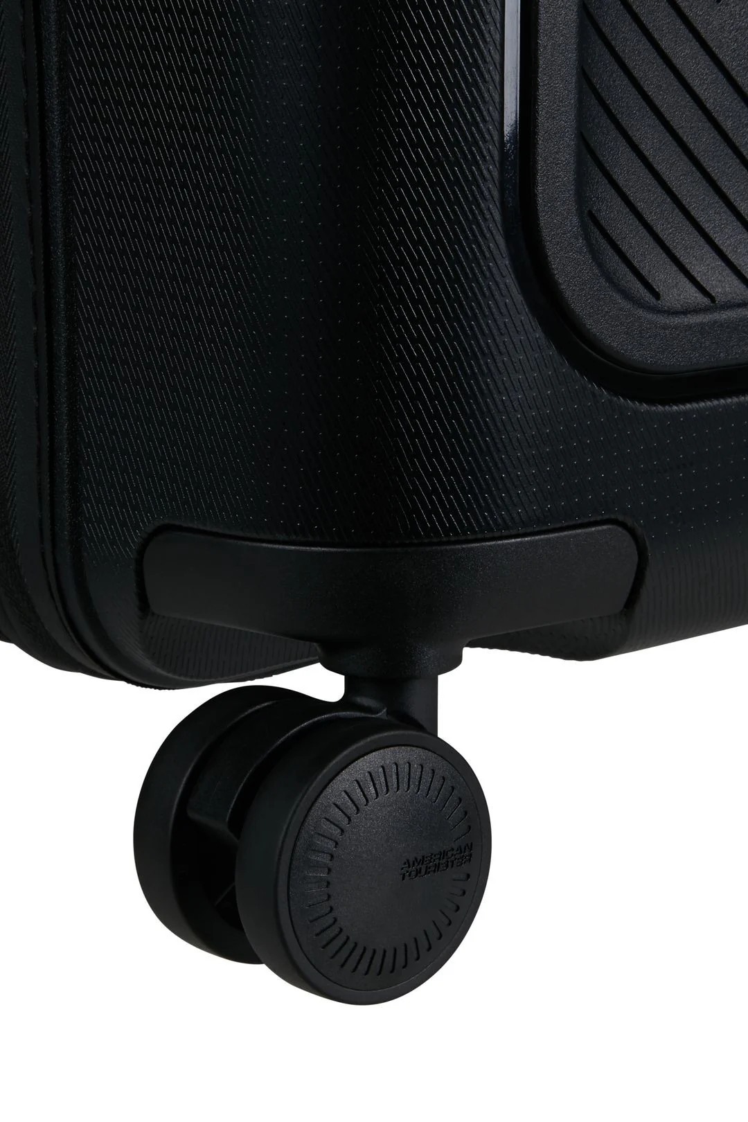 Pack Maleta Cabina Dashpop Disney + Mochila Take2cabin Disney de American Tourister - Image 9