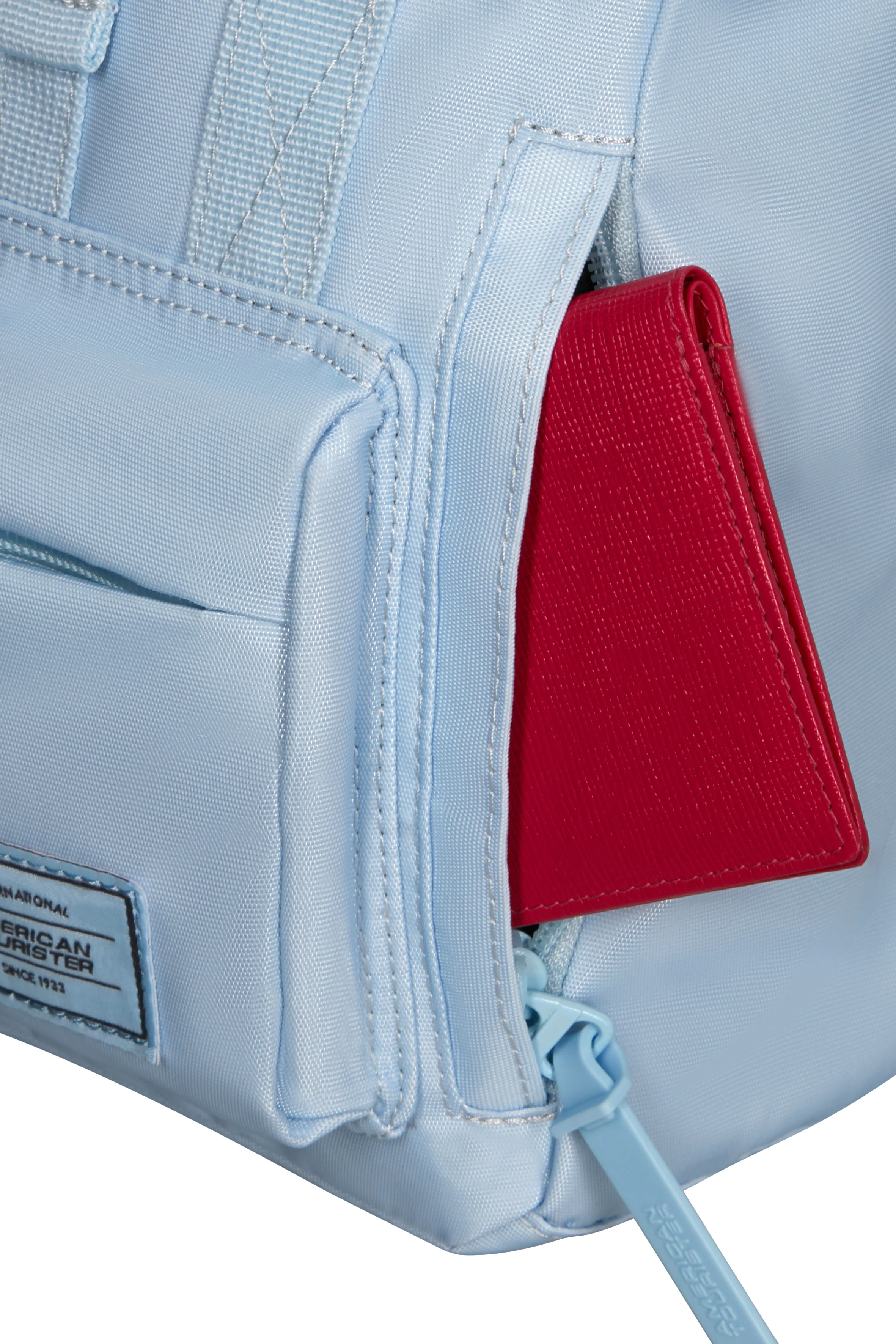 Pack Maleta MINI SoundBox 47cm + Mochila Urban groove MINI de American Tourister - Image 21