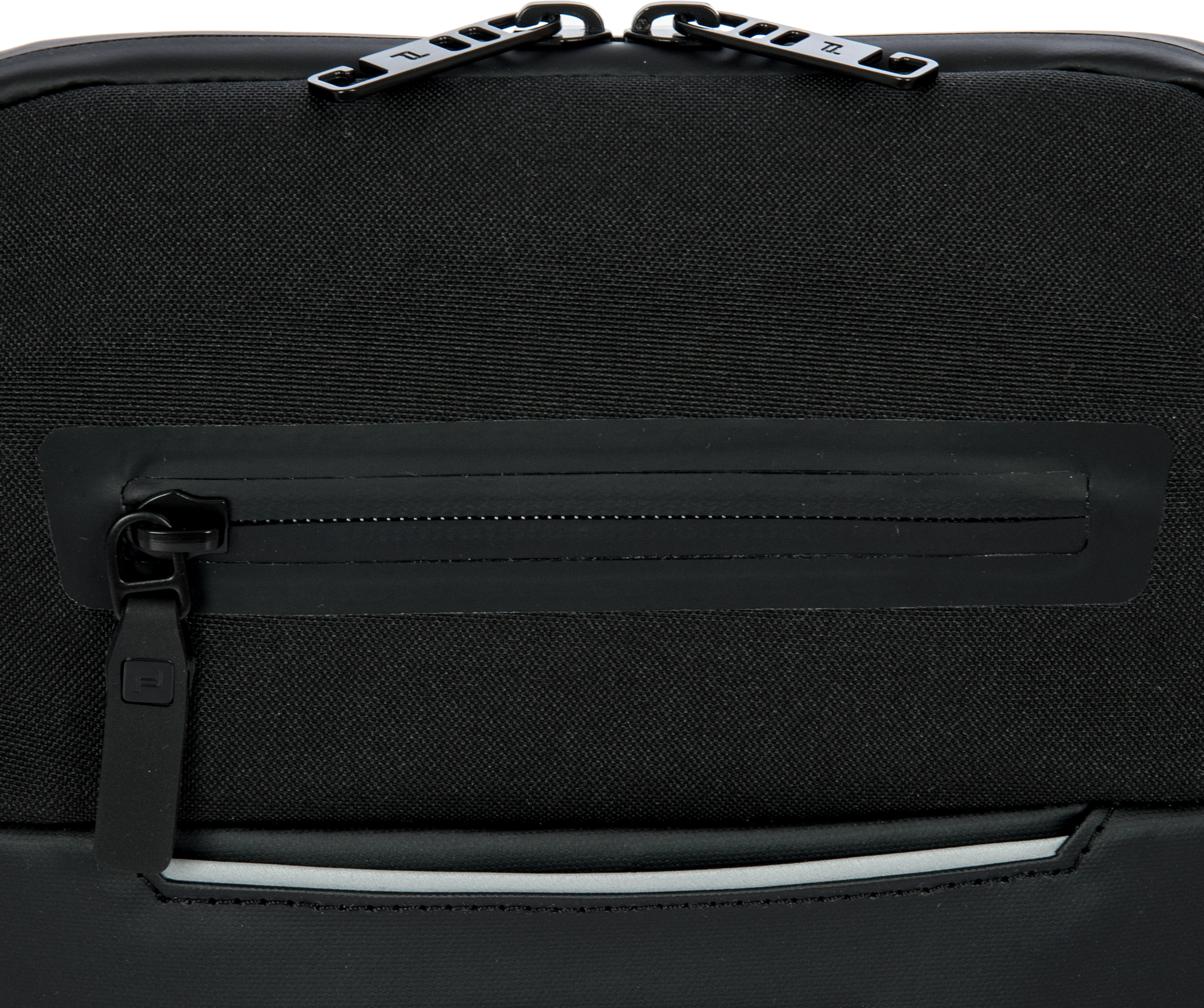PORSCHE PD URBAN ECO SHOULDERBAG S - Image 16