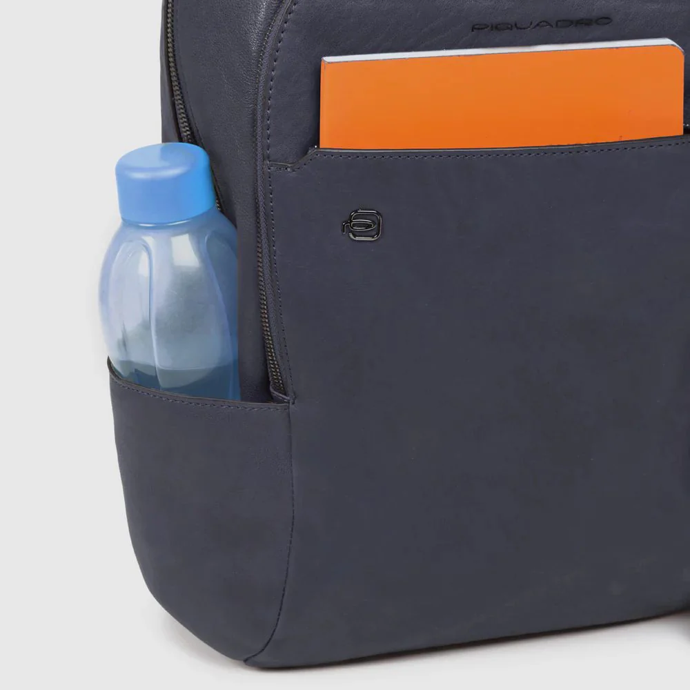 PIQUADRO MOCHILA PEQUEÑA PARA PORTÁTIL E IPAD® BLACK SQUARE - Image 15