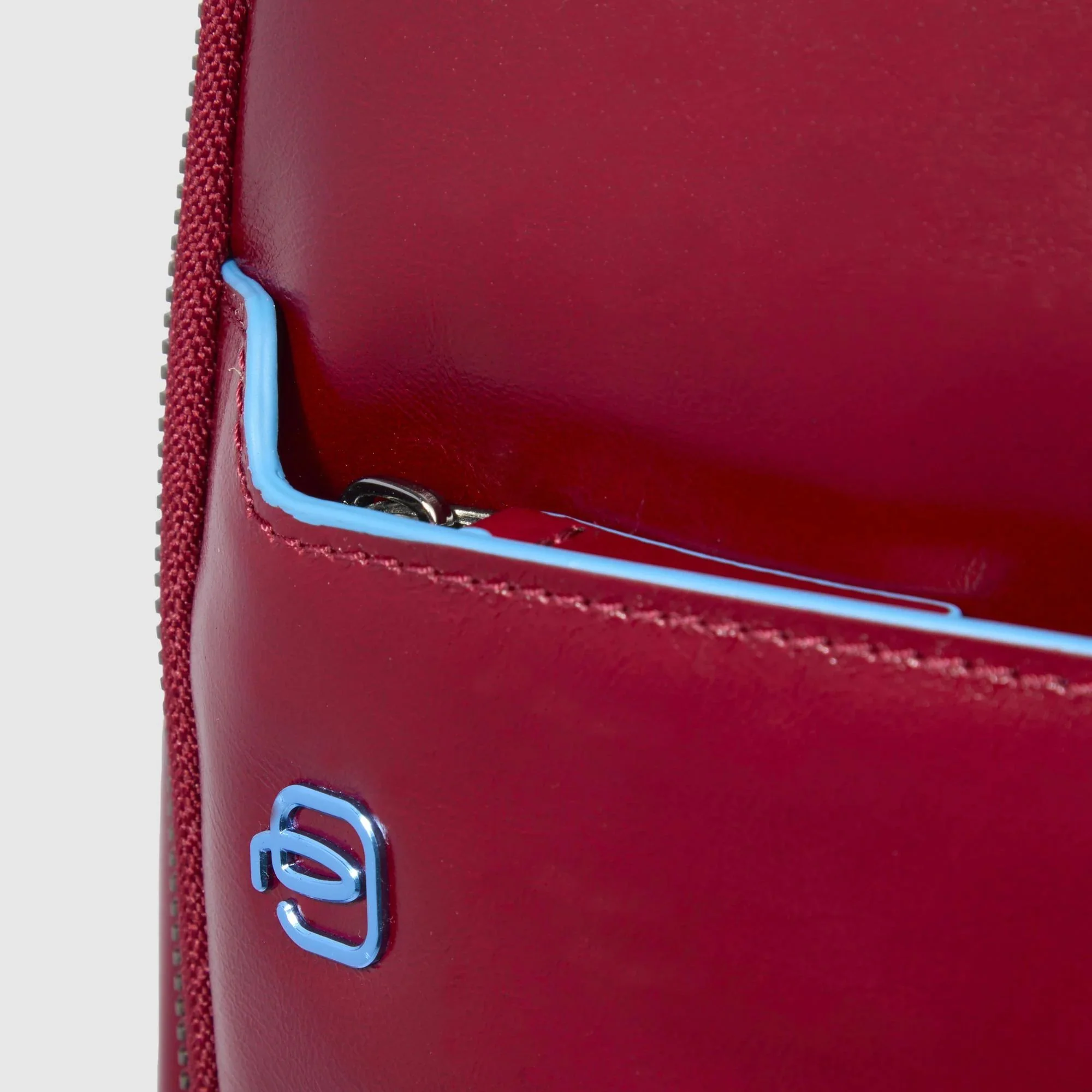 PIQUADRO MOCHILA PEQUEÑA PARA PORTÁTIL E IPAD® BLUE SQUARE - Image 25