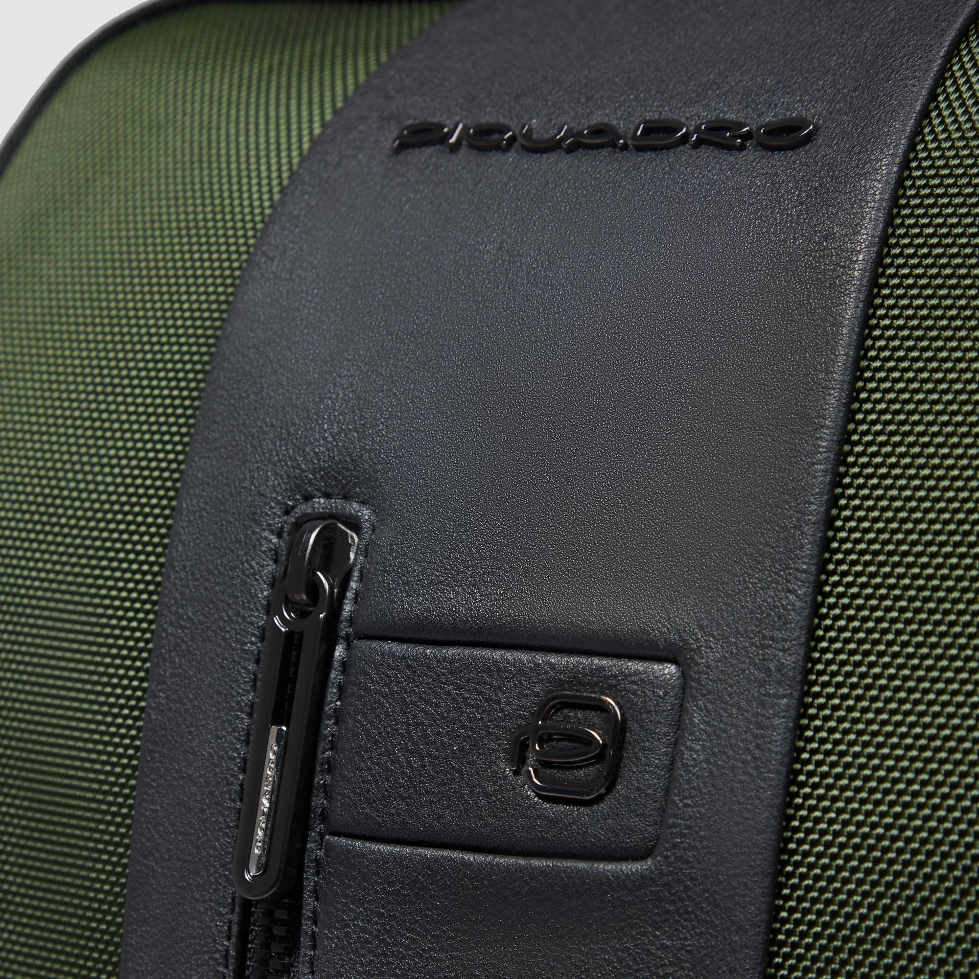 PIQUADRO MOCHILA PORTA ORDENADOR 15.6” Y PORTA IPAD® EN TEJIDO RECICLADO BRIEF 2 - Image 20