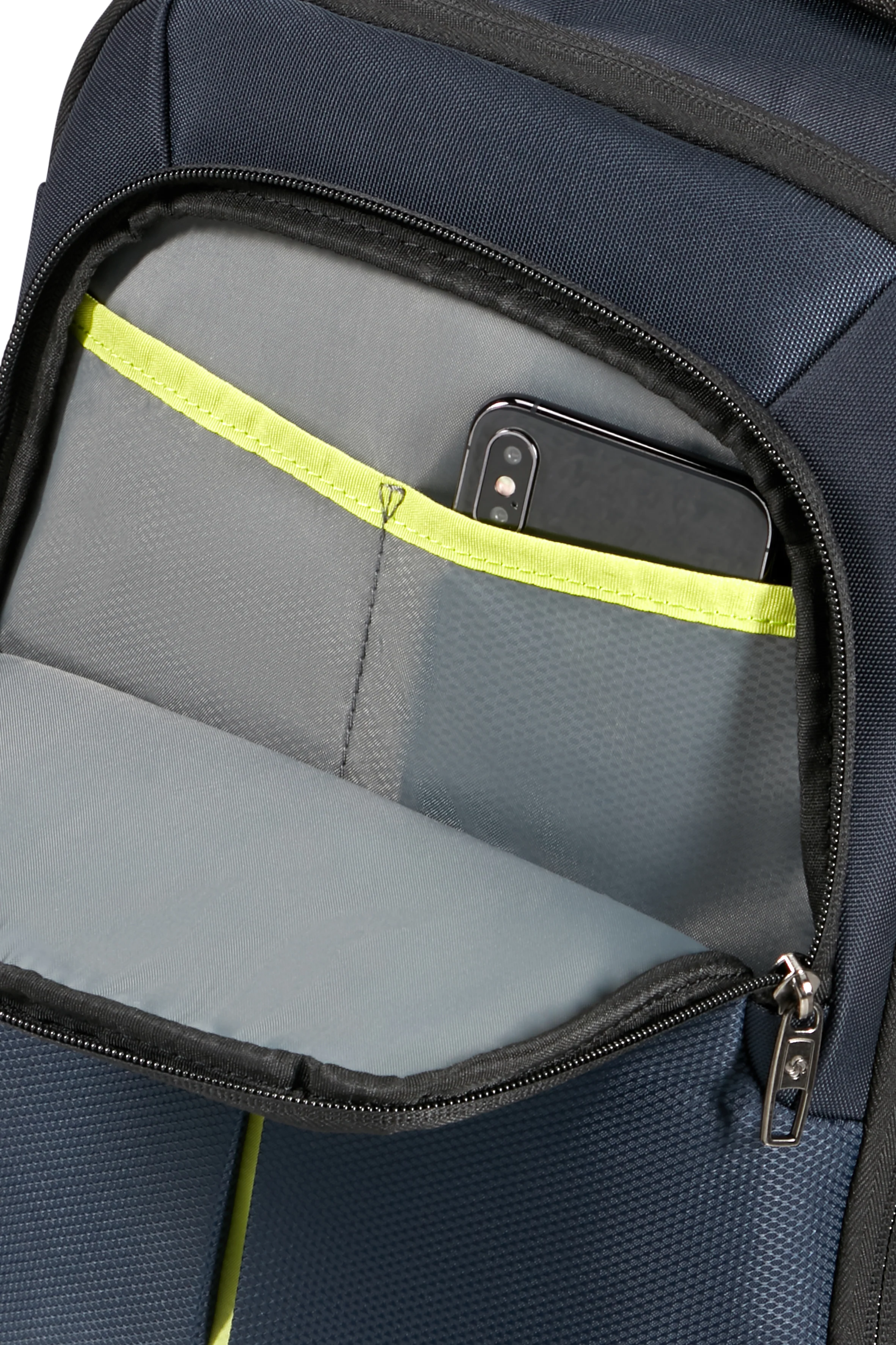 SAMSONITE MOCHILA DE VIAJE GUARDIT 3.0 BP UNDERSEATER S 14.1" - Image 4