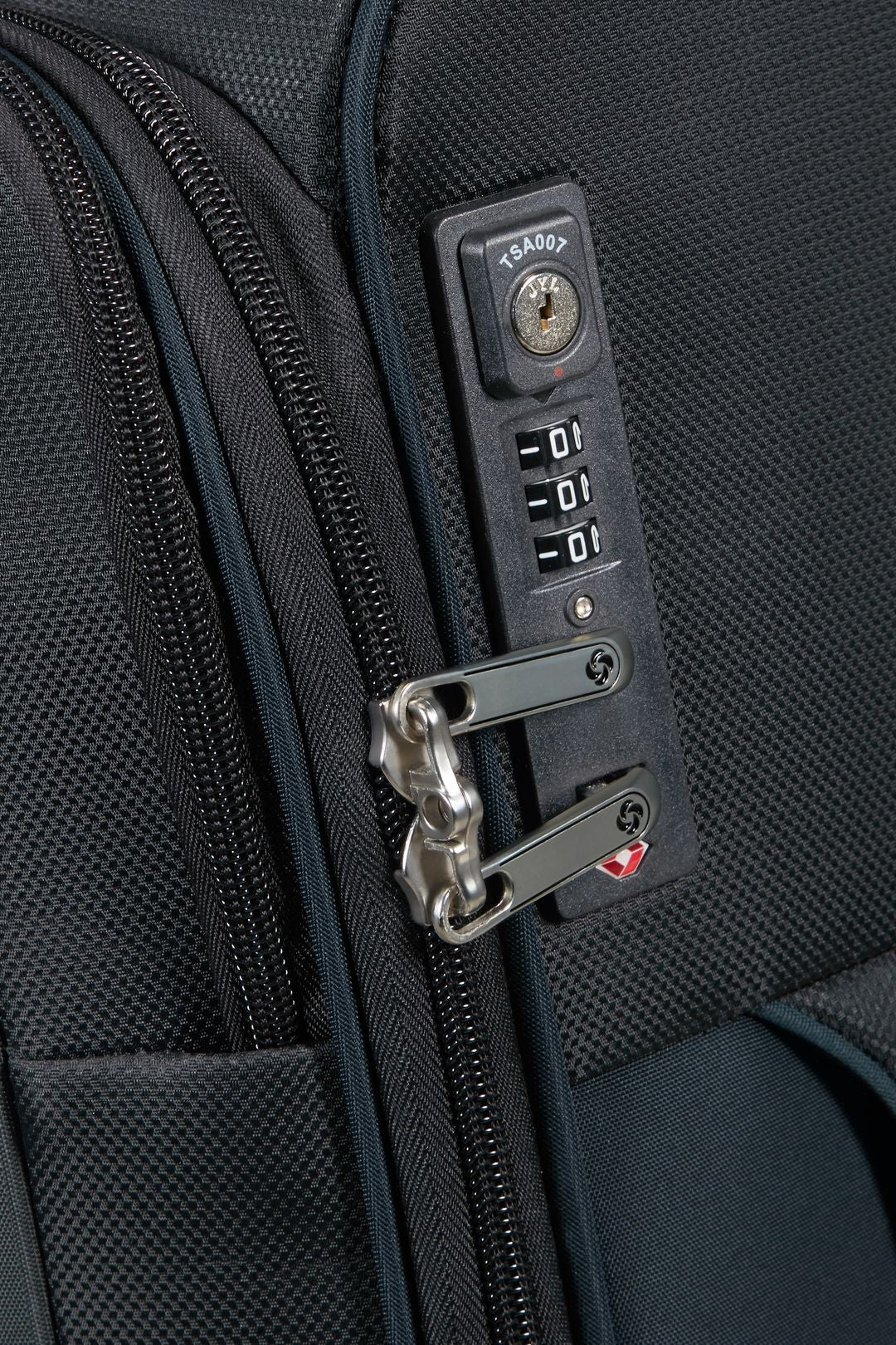 SAMSONITE MALETA D´LITE DE CABINA EXTENSIBLE 2RUEDAS - Image 5