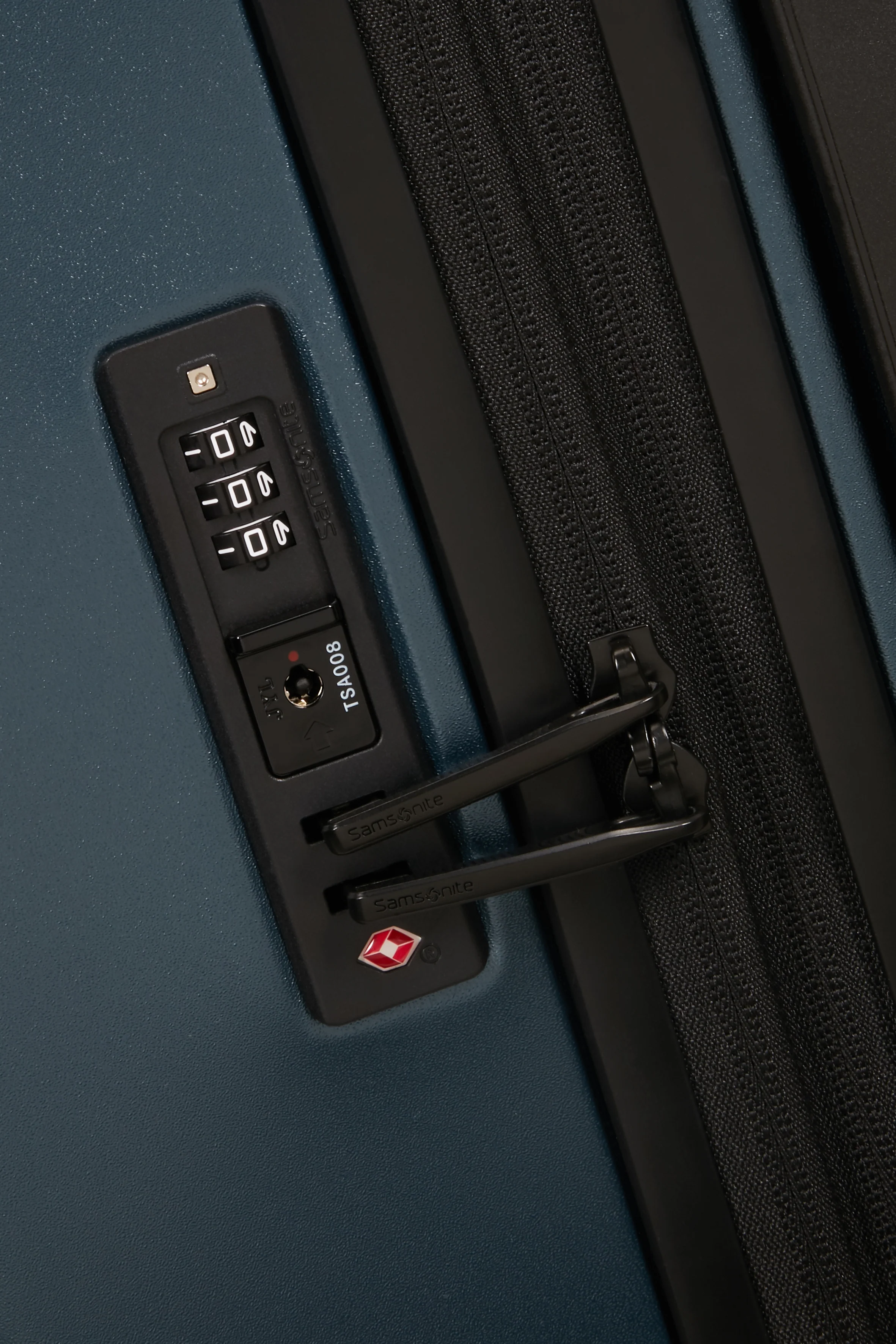 SAMSONITE maleta mediana extensible 67cm FYRM - Image 8