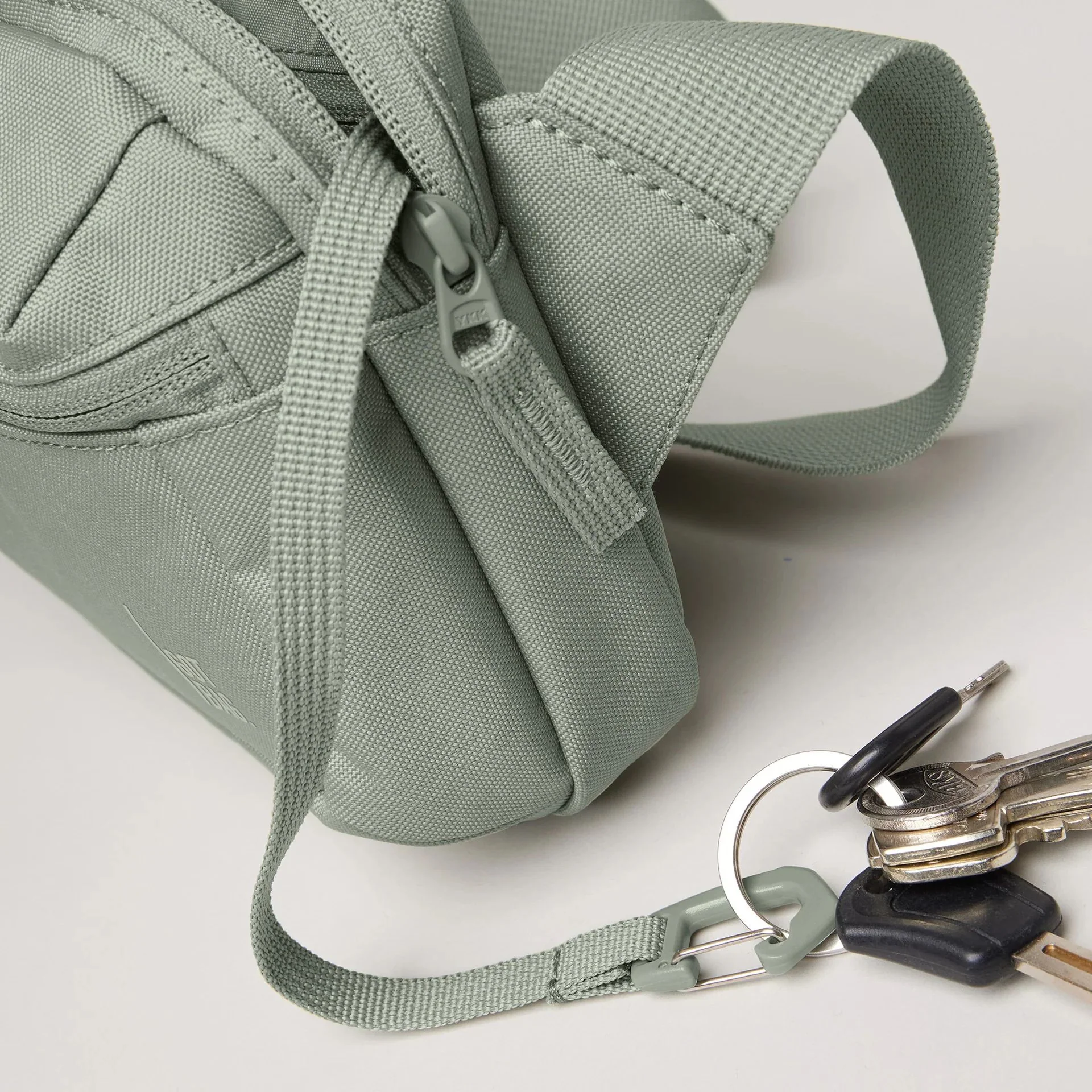 GOT BAG SLING BAG - Image 18