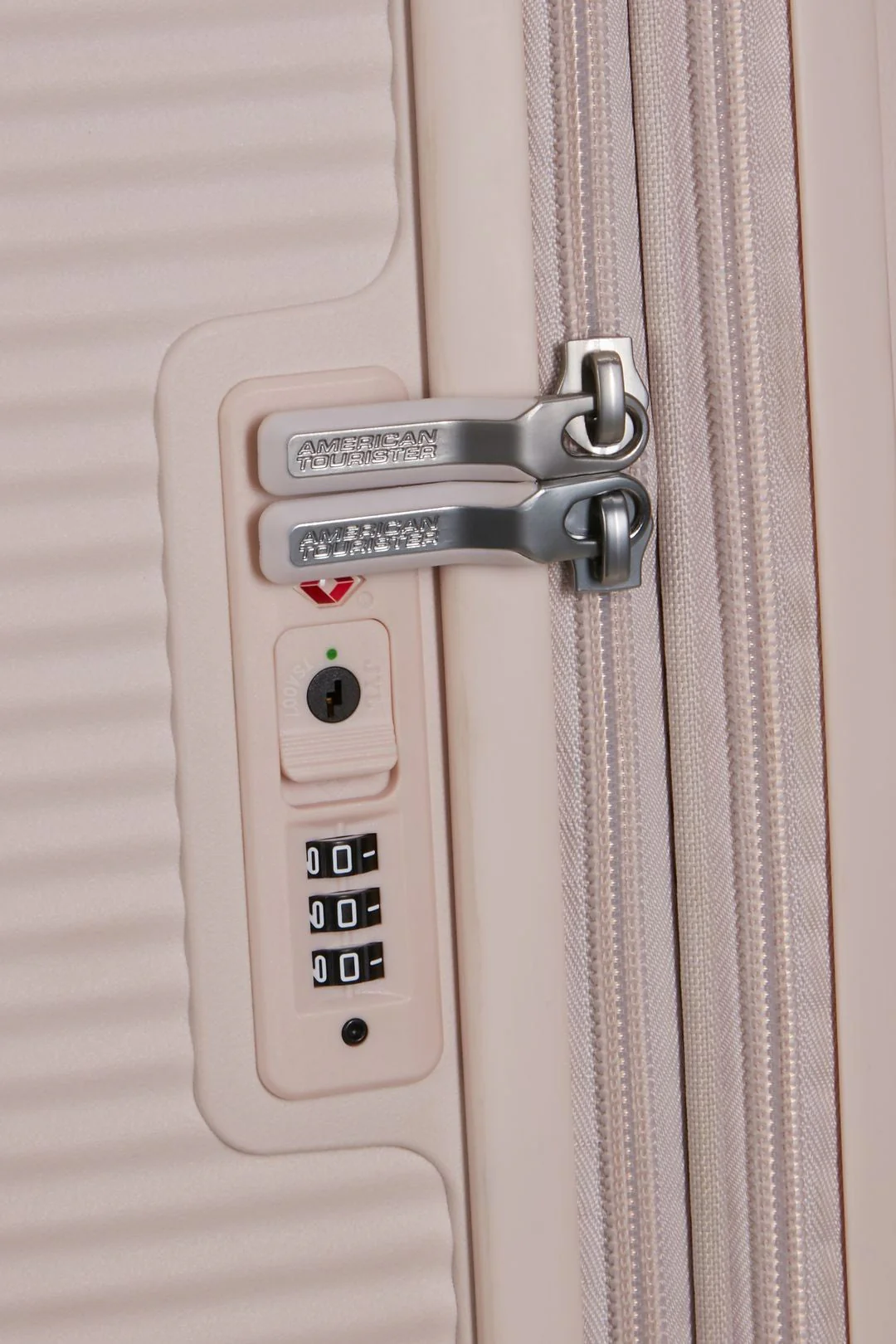 Soundbox  de  American Tourister - Extensible Talla Pequeña - Image 131