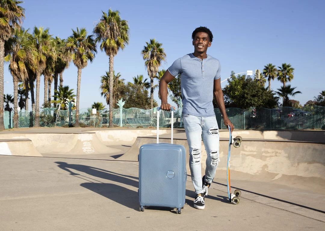 Soundbox  de American Tourister  Spinner Talla Mediana - Image 2
